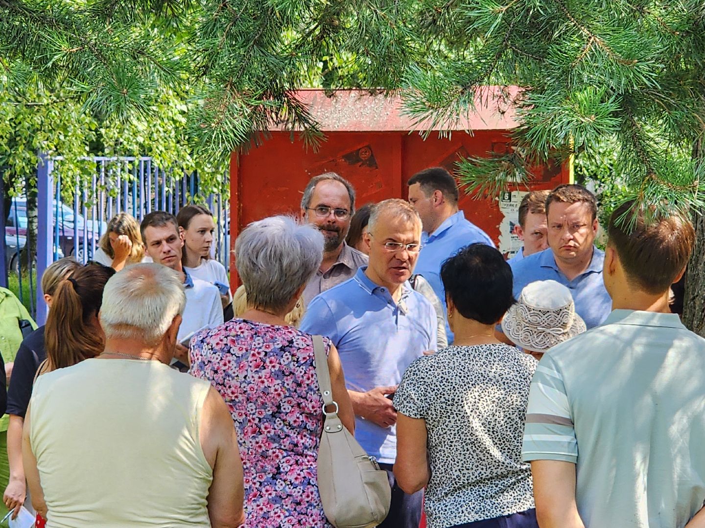 Чехов, депутат госдумы рф, александр коган, встреча с жителями, обращения жителей, переход домов в другую ук, проблемы жкх, подвалы, кровля, уборка подъездов и дворов, мбу чеховское благоустройство, госжилинспекция,