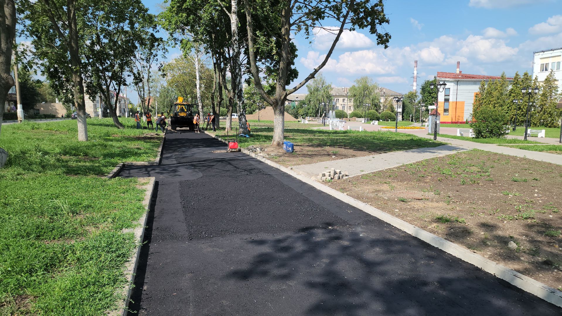 кашира, благоустройство, тротуар, асфальтирование, пешеходная зона, сквер, ремонт теплотрассы,