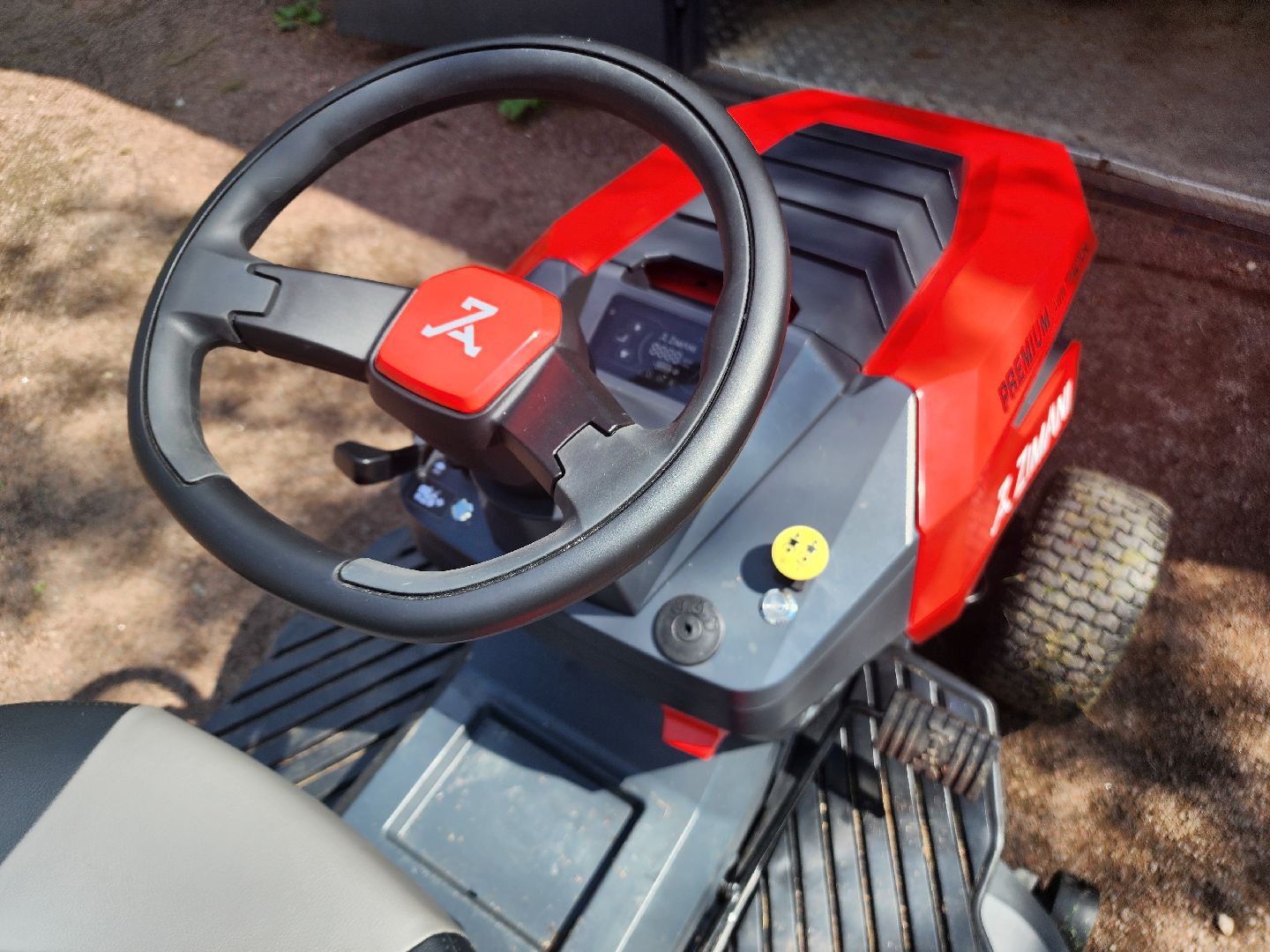 фрязино, лесопарк, садовая техника, покос травы,