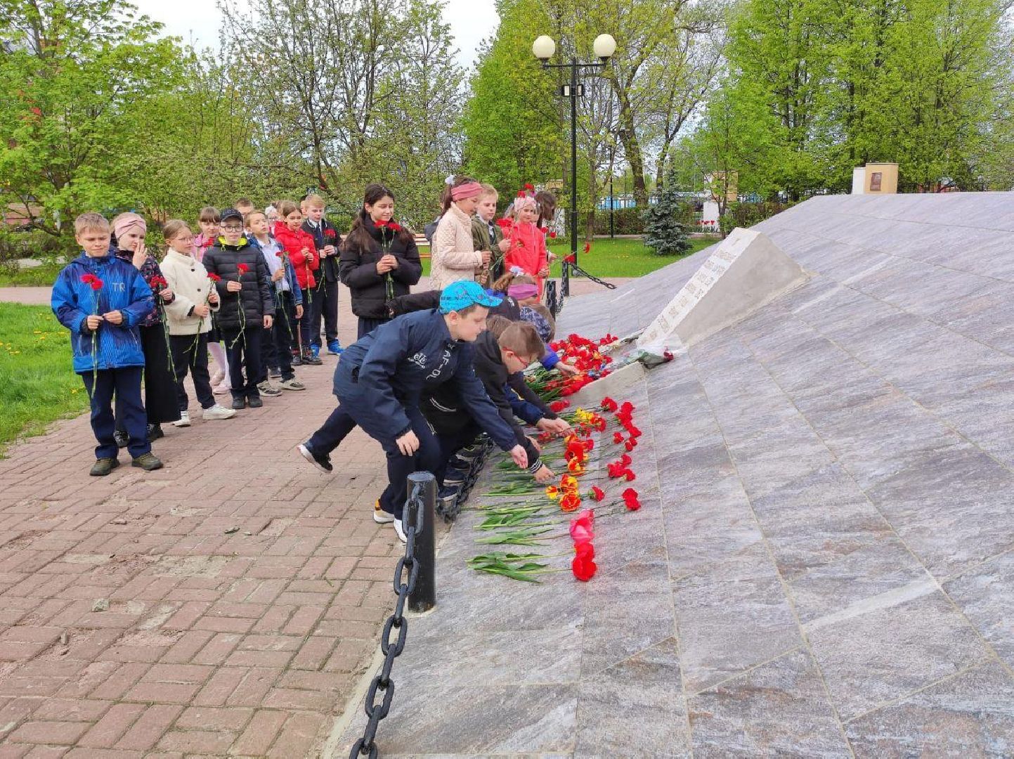 Шатура, Лицей, возложение цветов, ВОВ