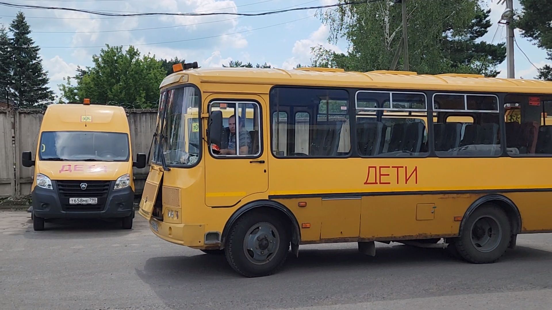 чехов, школьные автобусы, ремонт, техобслуживание, хранение, подготовка к новому учебному году, перевозка школьников, маршруты, администрация чехова, управление образования, компания автотранссервис-16,