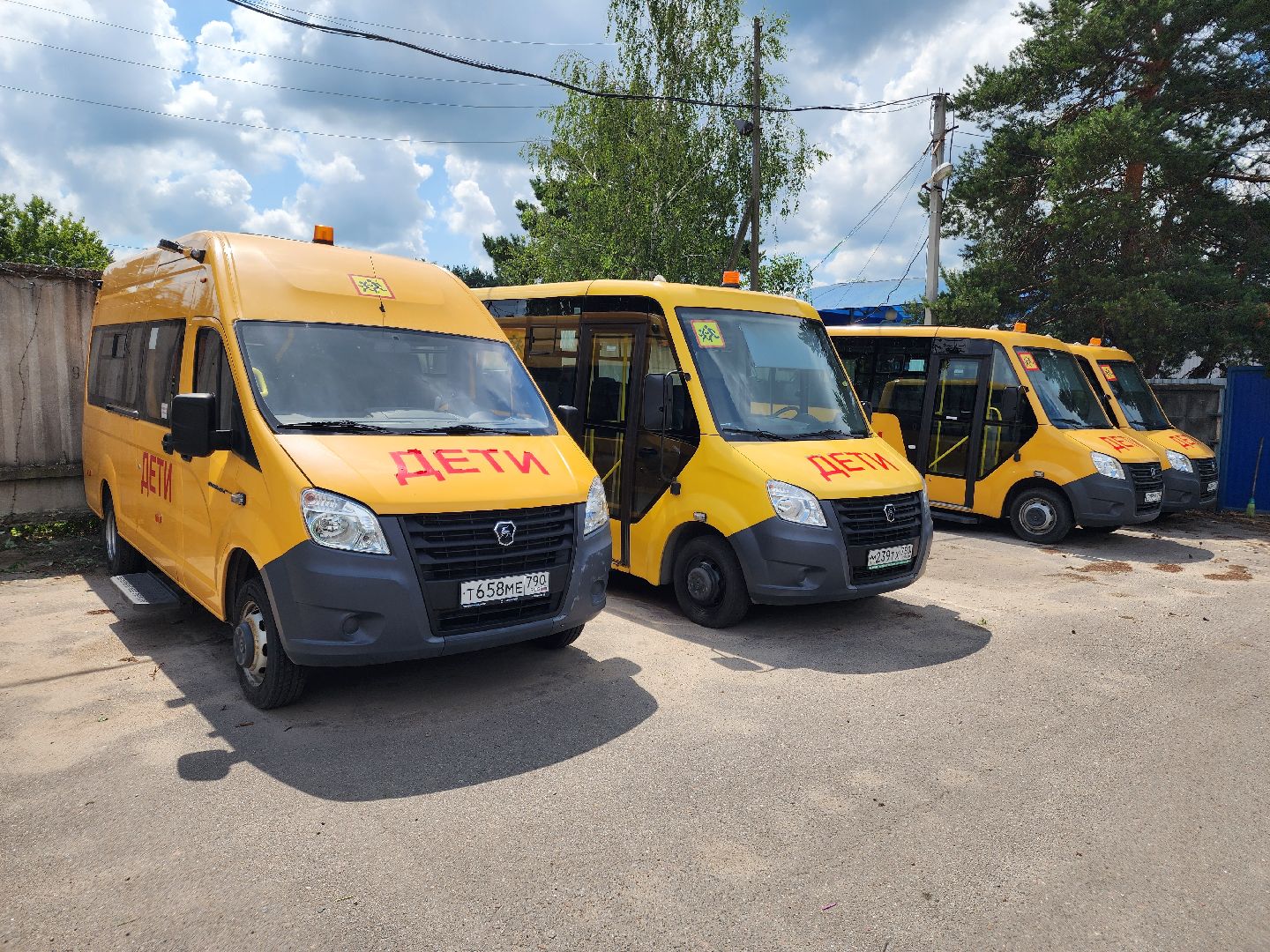 чехов, школьные автобусы, ремонт, техобслуживание, хранение, подготовка к новому учебному году, перевозка школьников, маршруты, администрация чехова, управление образования, компания автотранссервис-16,