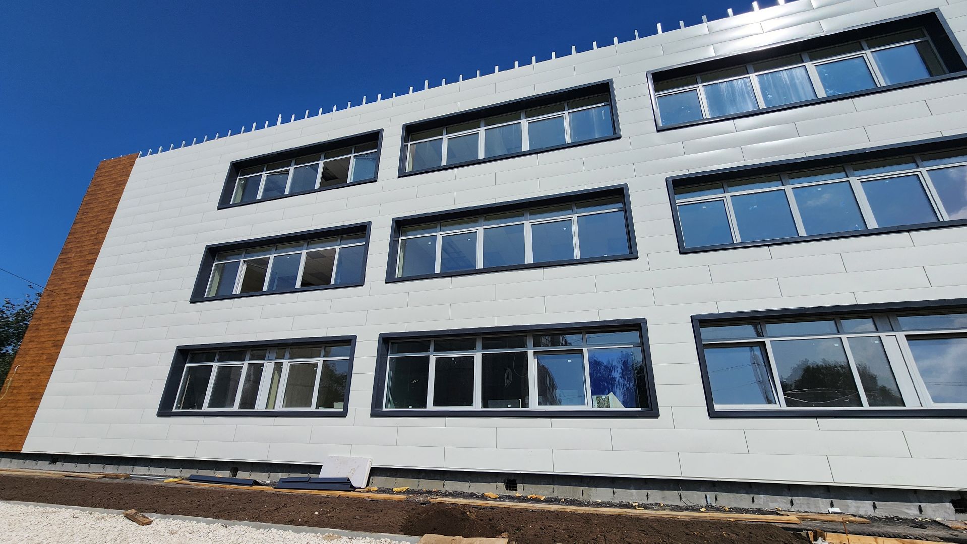 Луховицы, Капитальный ремонт школы во Фруктовой,