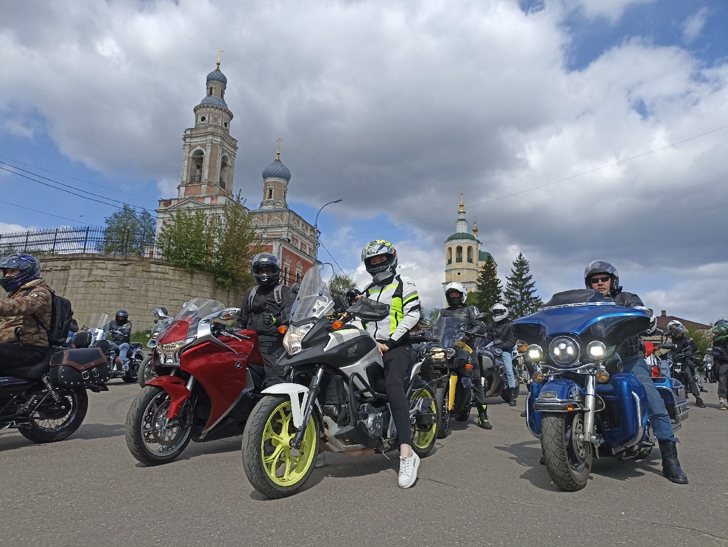 Серпухов, Подмосковье, мотоциклы, байкеры, открытие сезона