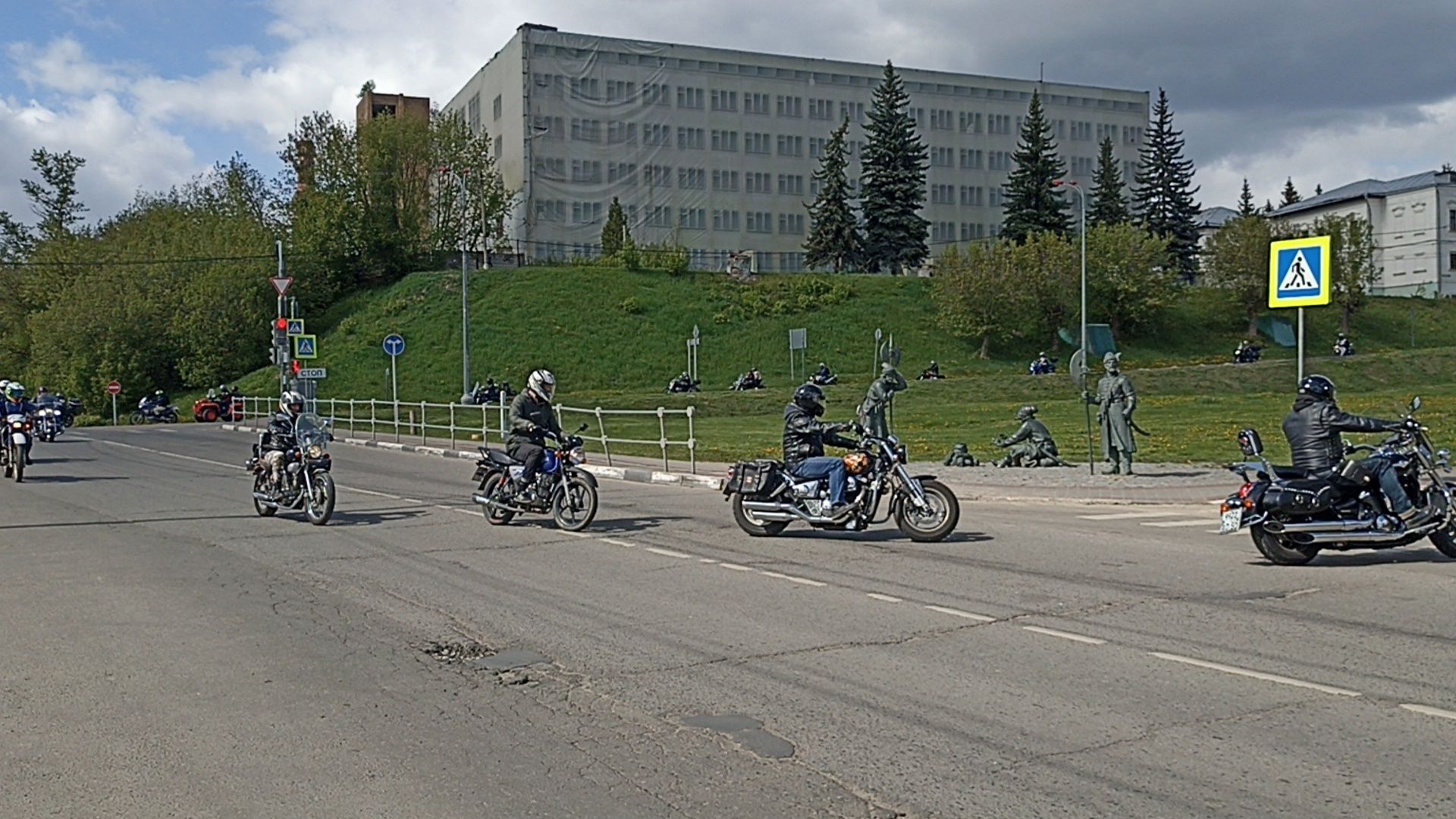 Серпухов, Подмосковье, мотоциклы, байкеры, открытие сезона