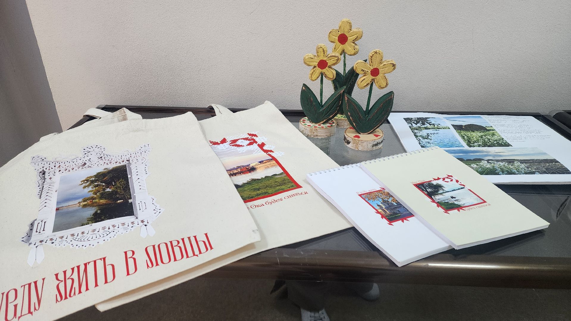 луховицы, культурно-выставочный зал, музей луховицы, выставка наличников, народное творчество,