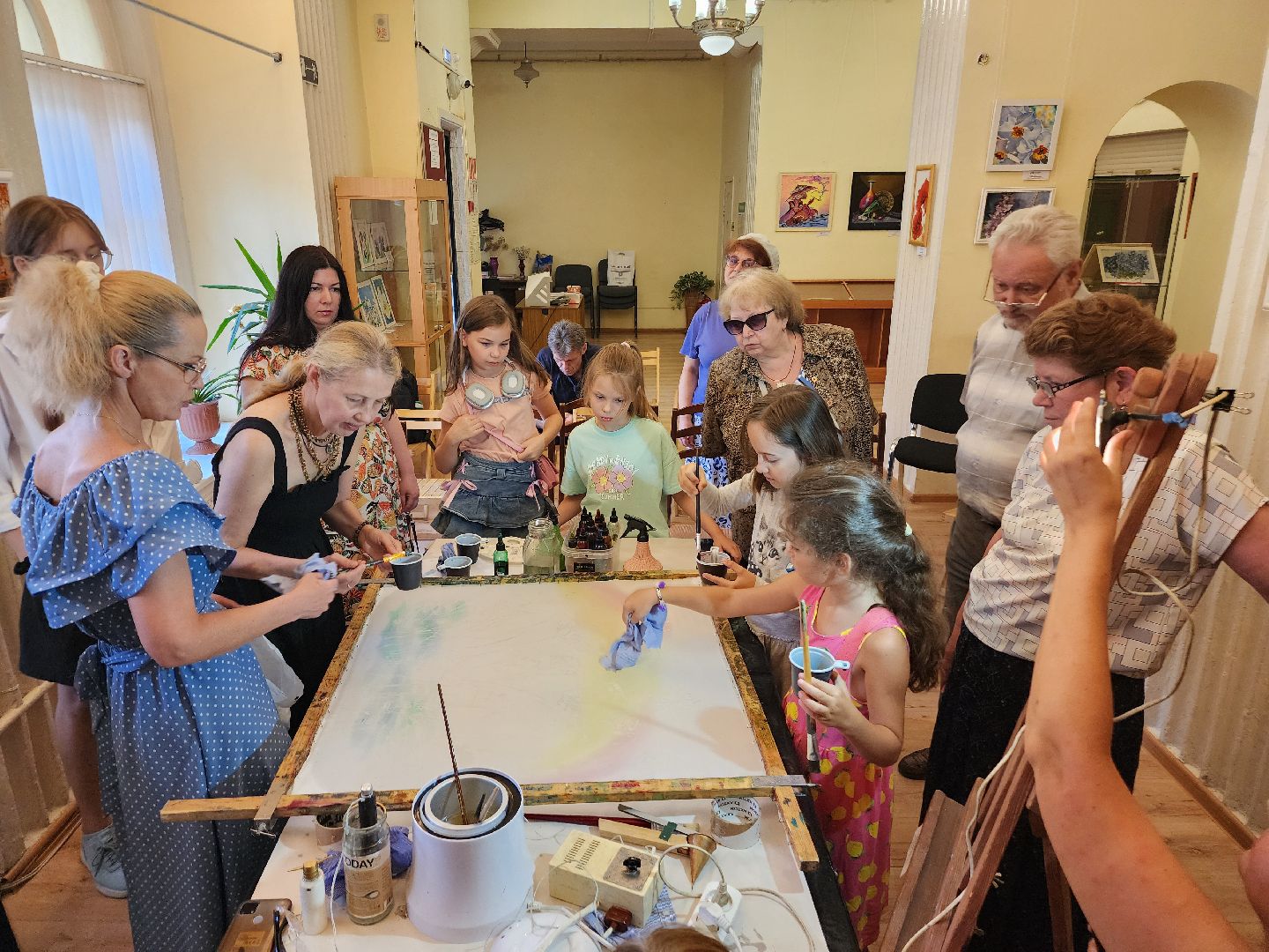 фрязино, открытие выставки, культурный центр, батик, мастер-класс,