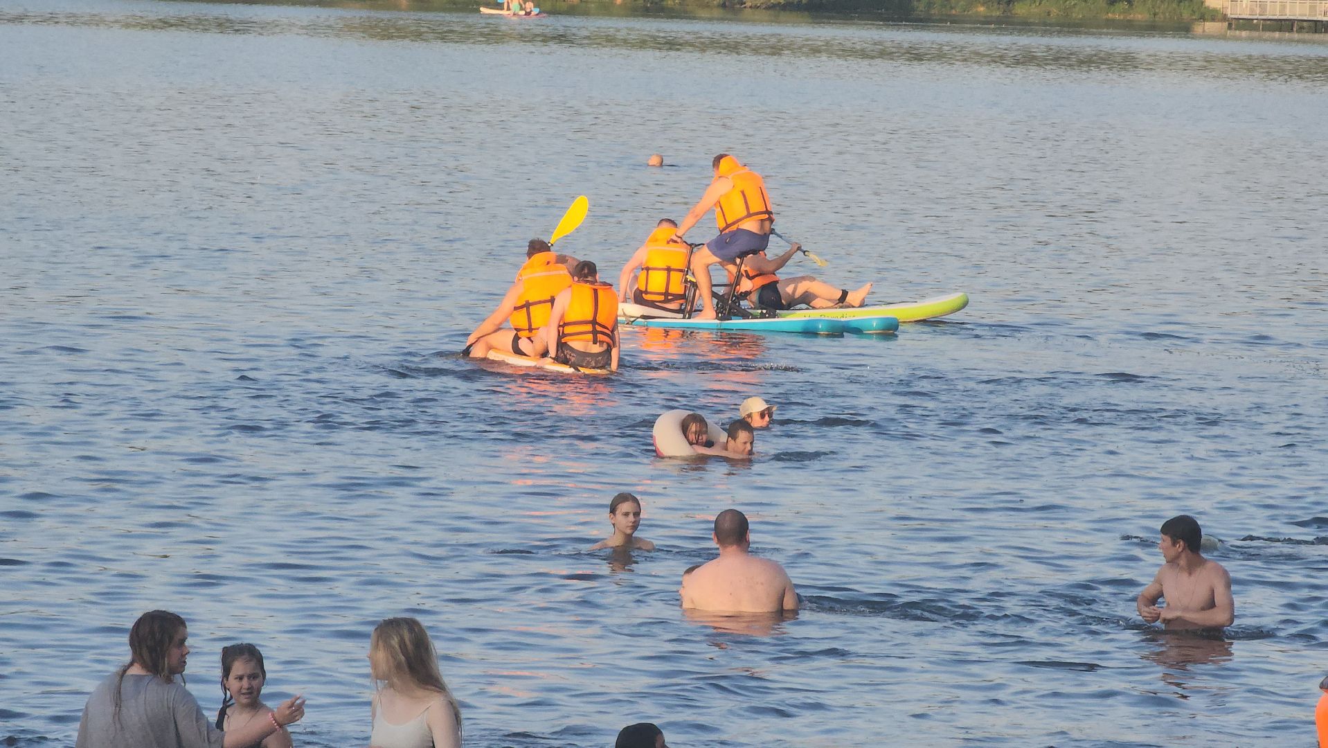 долгопрудный, парк мысово, спасатели, сапборд,  первая медицинская помощь, пляж,