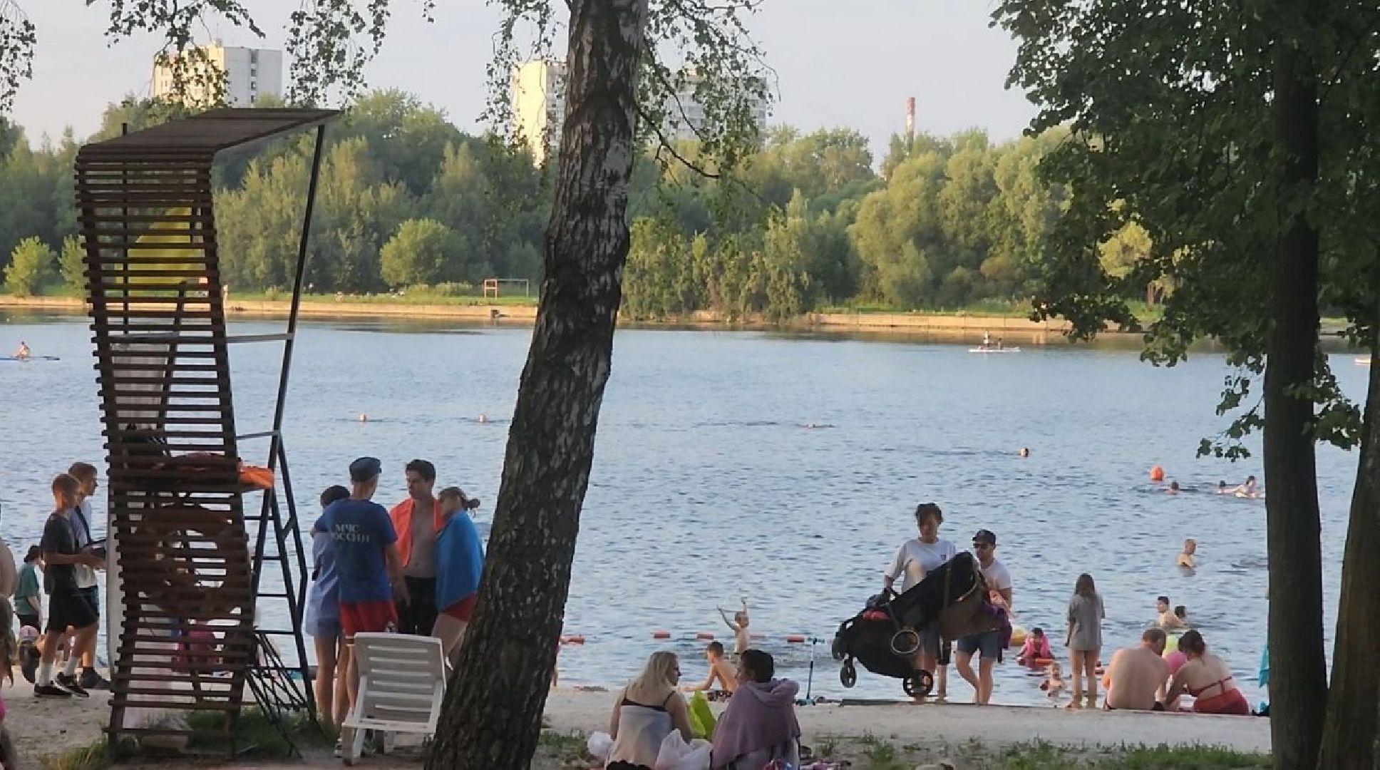долгопрудный, парк мысово, спасатели, сапборд,  первая медицинская помощь, пляж,