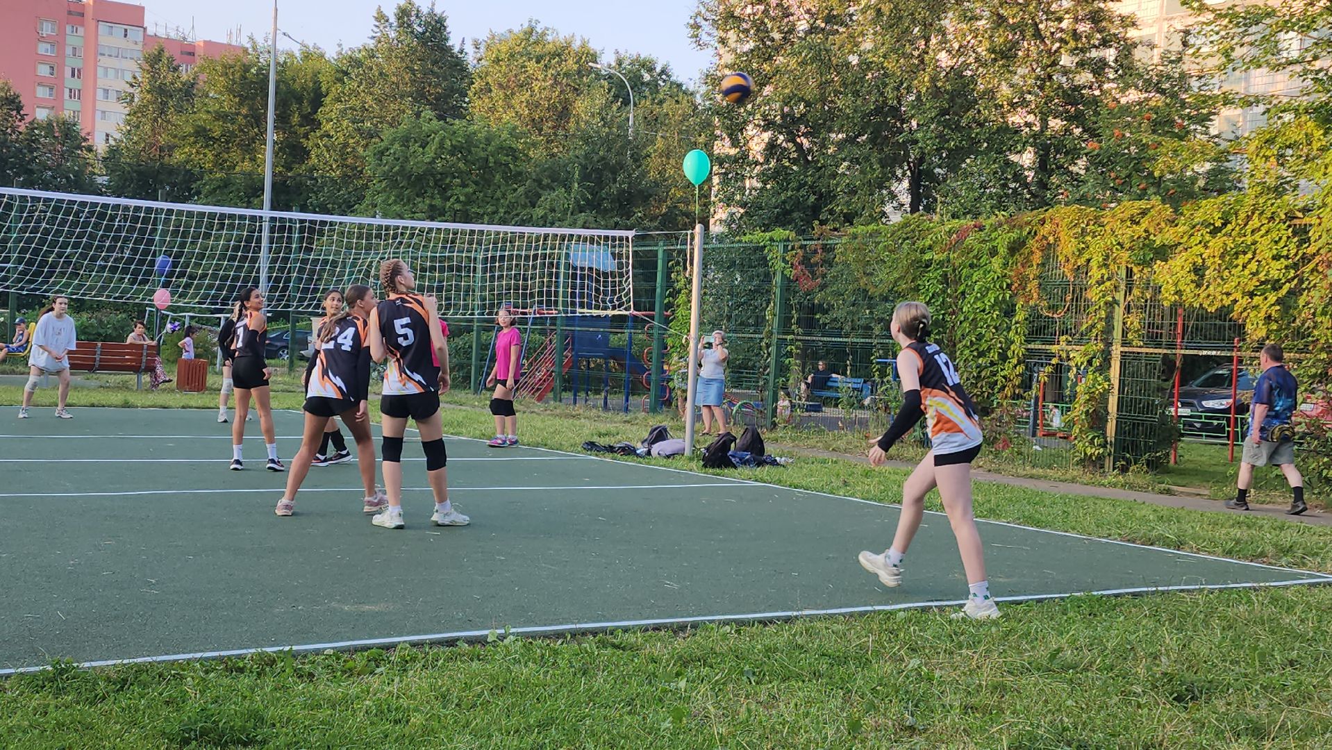 спортивная площадка, Лобня, открытие спортивной площадки,Подарок жителям города ,