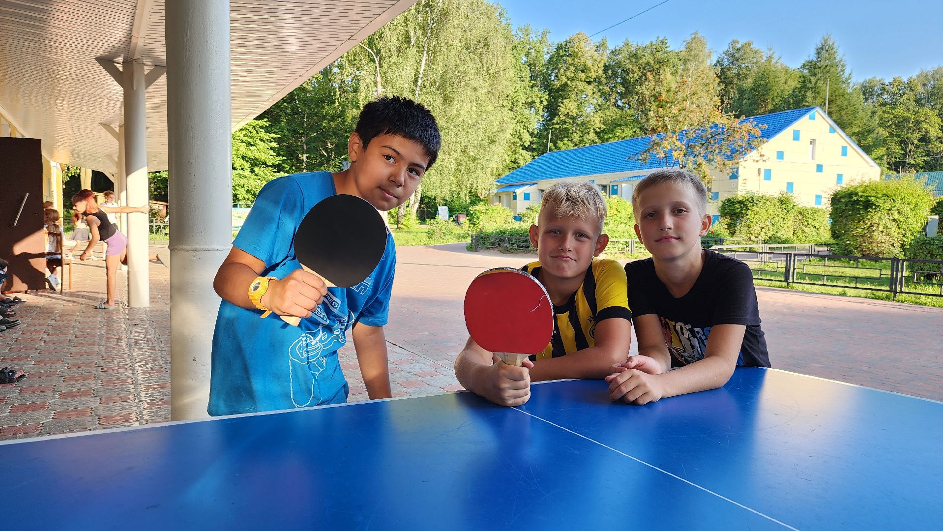 Зарайск, дол осетр,  летние каникулы, смена в лагере, отдых детей,