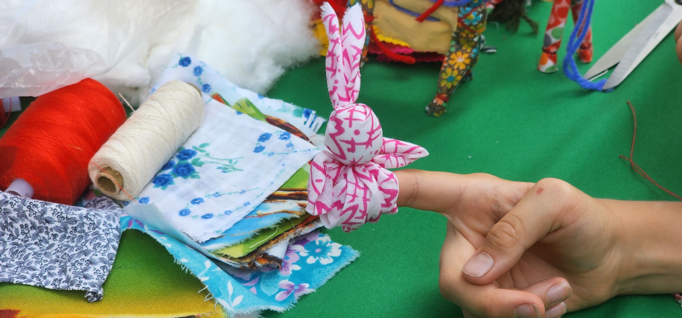 долгопрудный, центральный парк, мастер-класс, тряпичные куклы, день дружбы,