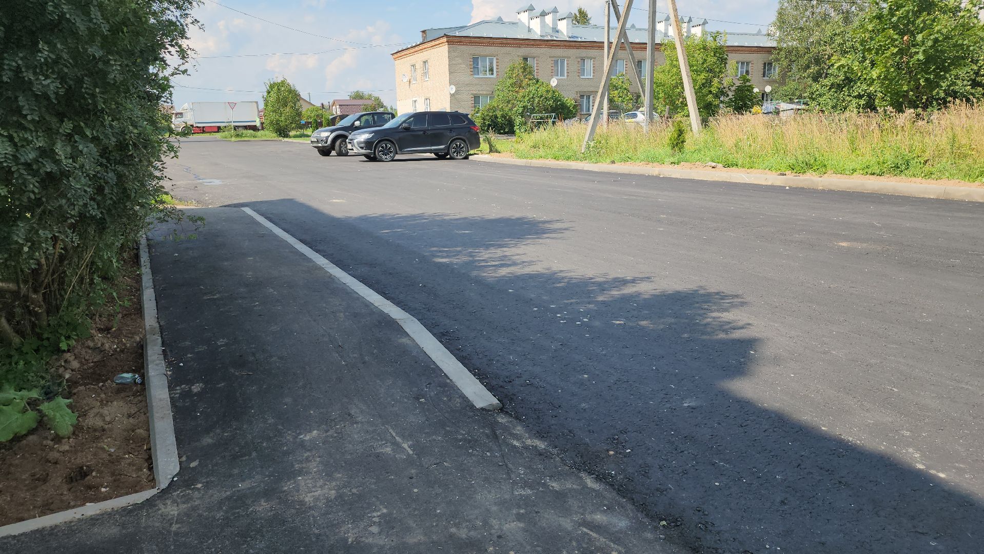 щёлково, Богослово, благоустройство двора, новый асфальт,