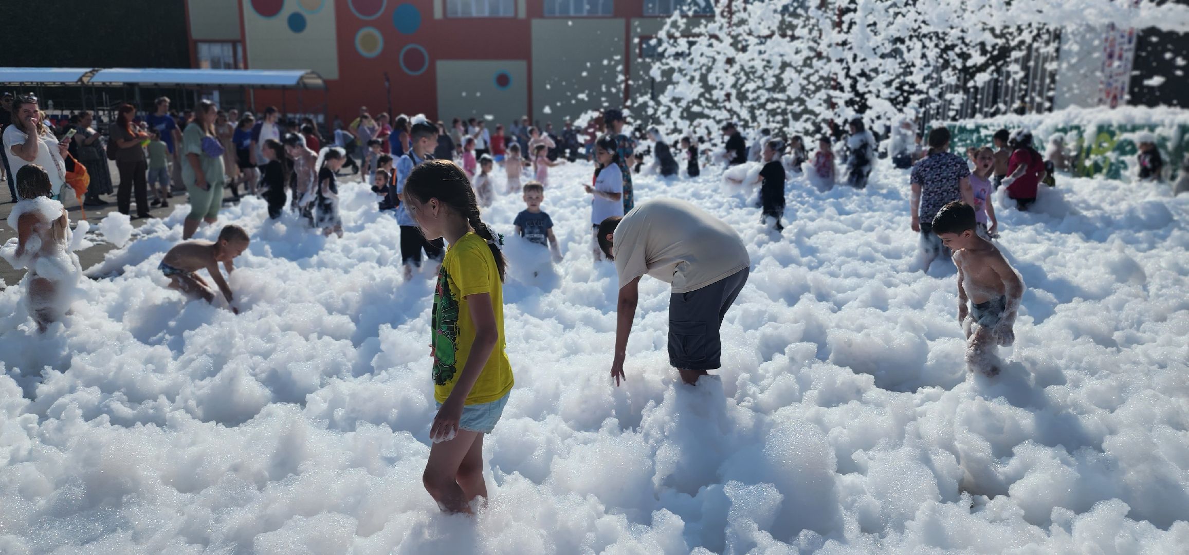 долгопрудный, центральный парк, большая эстрада, пенная вечеринка, дискотека, дети,