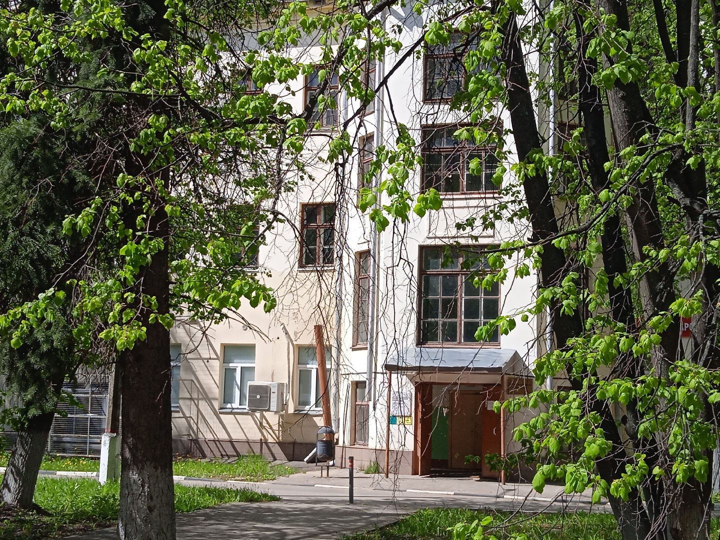 ГКБ, городская, клиническая, больница, терапевтический, корпус, вход, ремонт