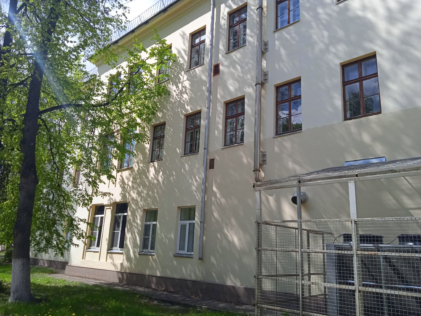 ГКБ, городская, клиническая, больница, терапевтический, корпус, вход, ремонт