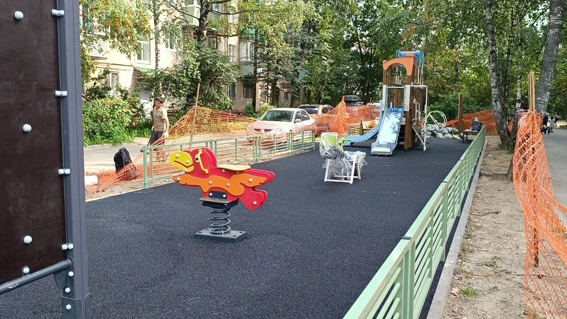 детская  площадка, лобня, двор,