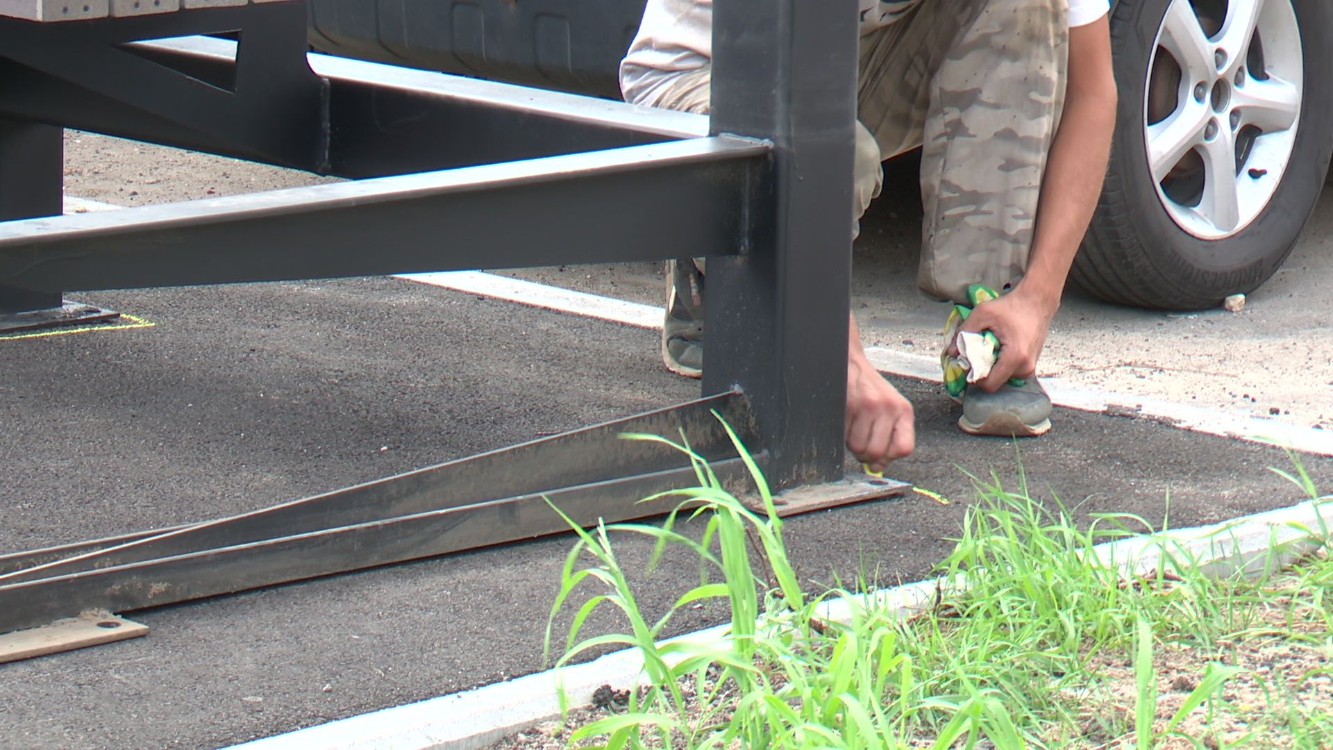 Реутов, остановочный павильон, автобусы, пассажиры,