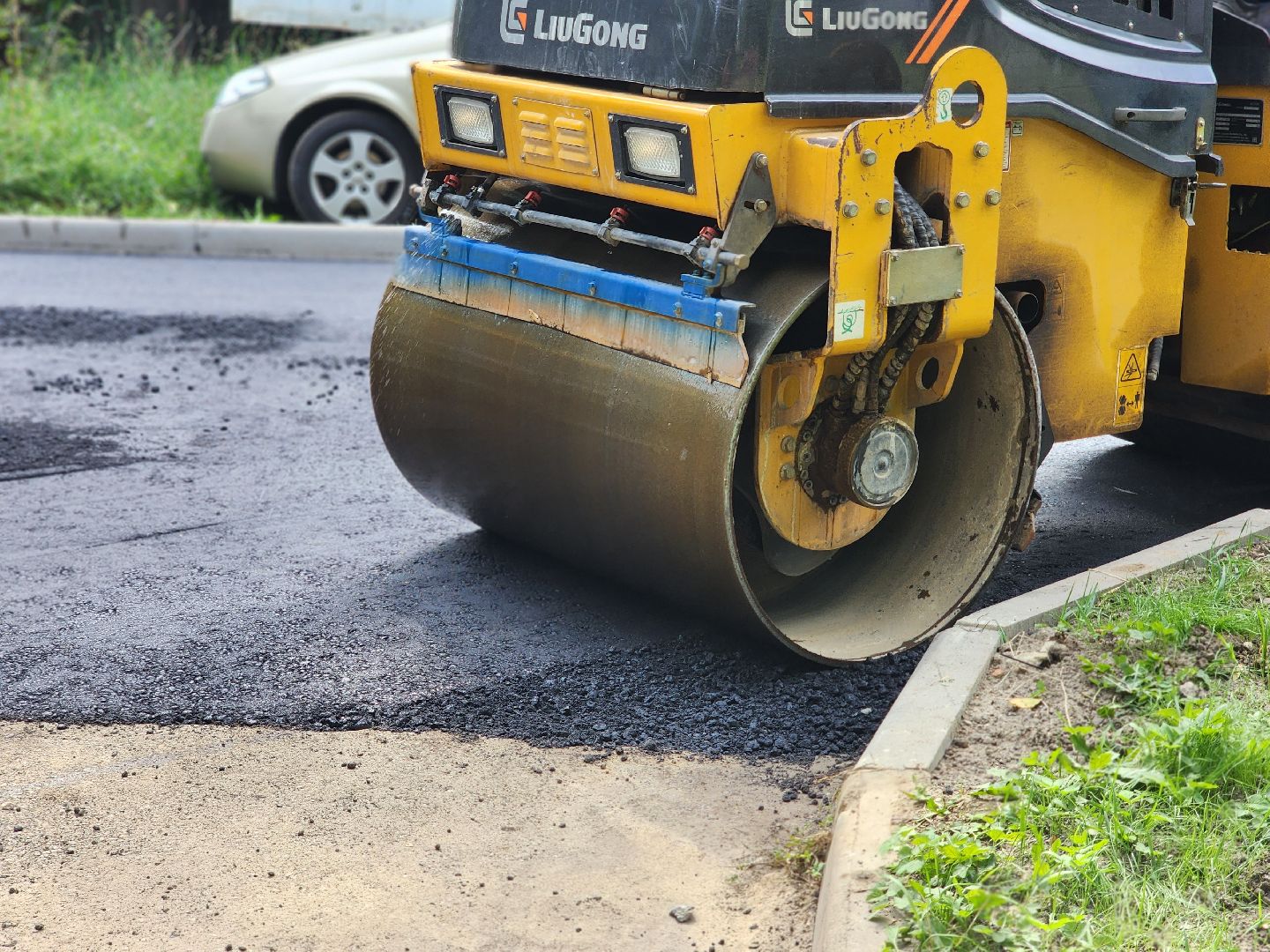 королёв, ремонт дворовой территории , обновленная улица Толстого,
