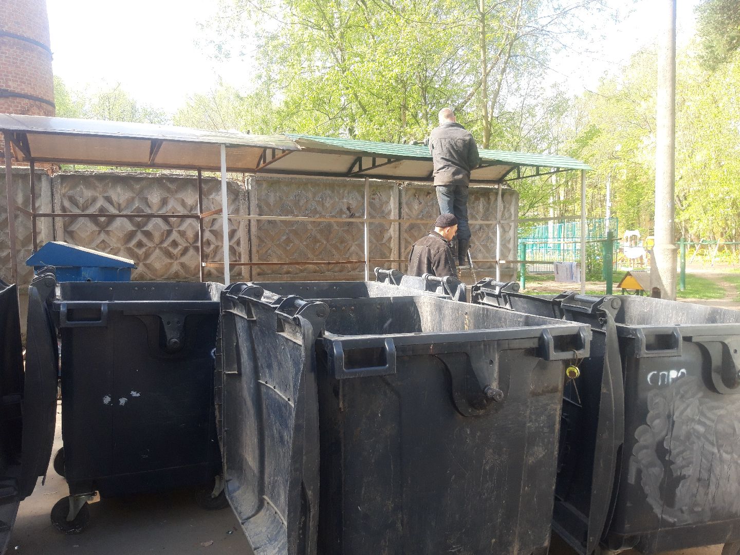 двор, доброе дело,