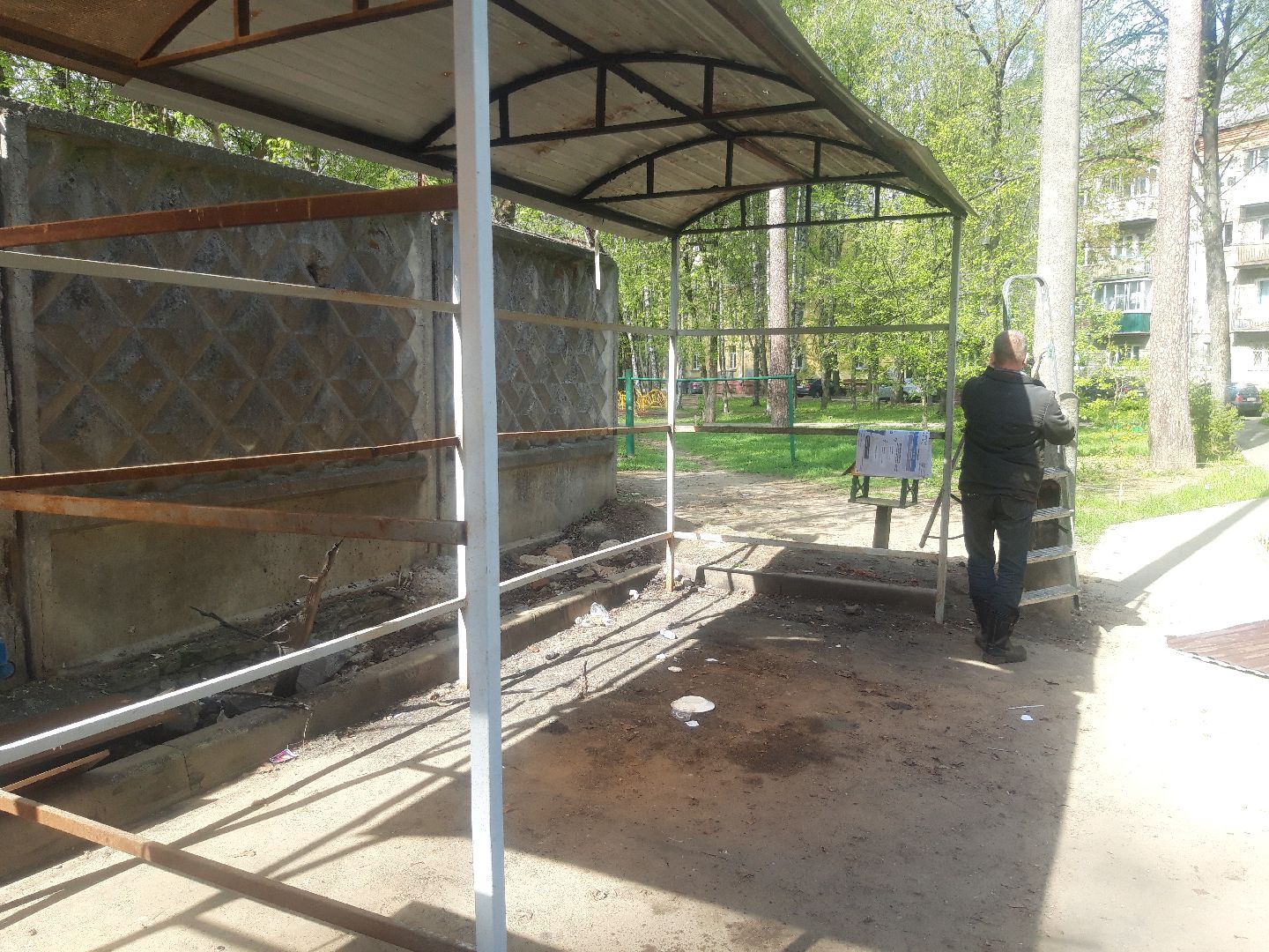 двор, доброе дело,