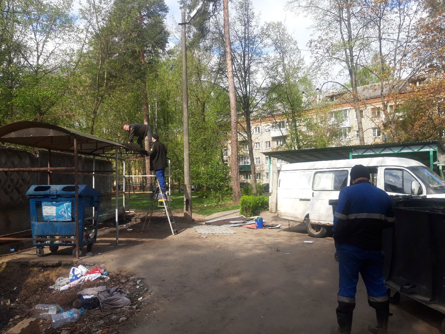 двор, доброе дело,