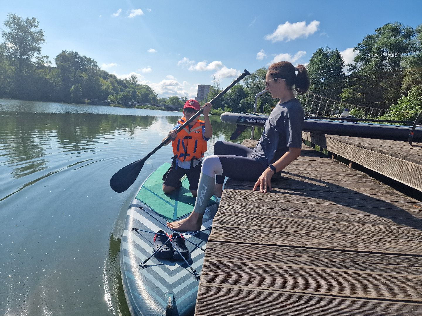 йога на сапбордах, йога на сапе, йога на воде, йога в пехорке, балашиха,