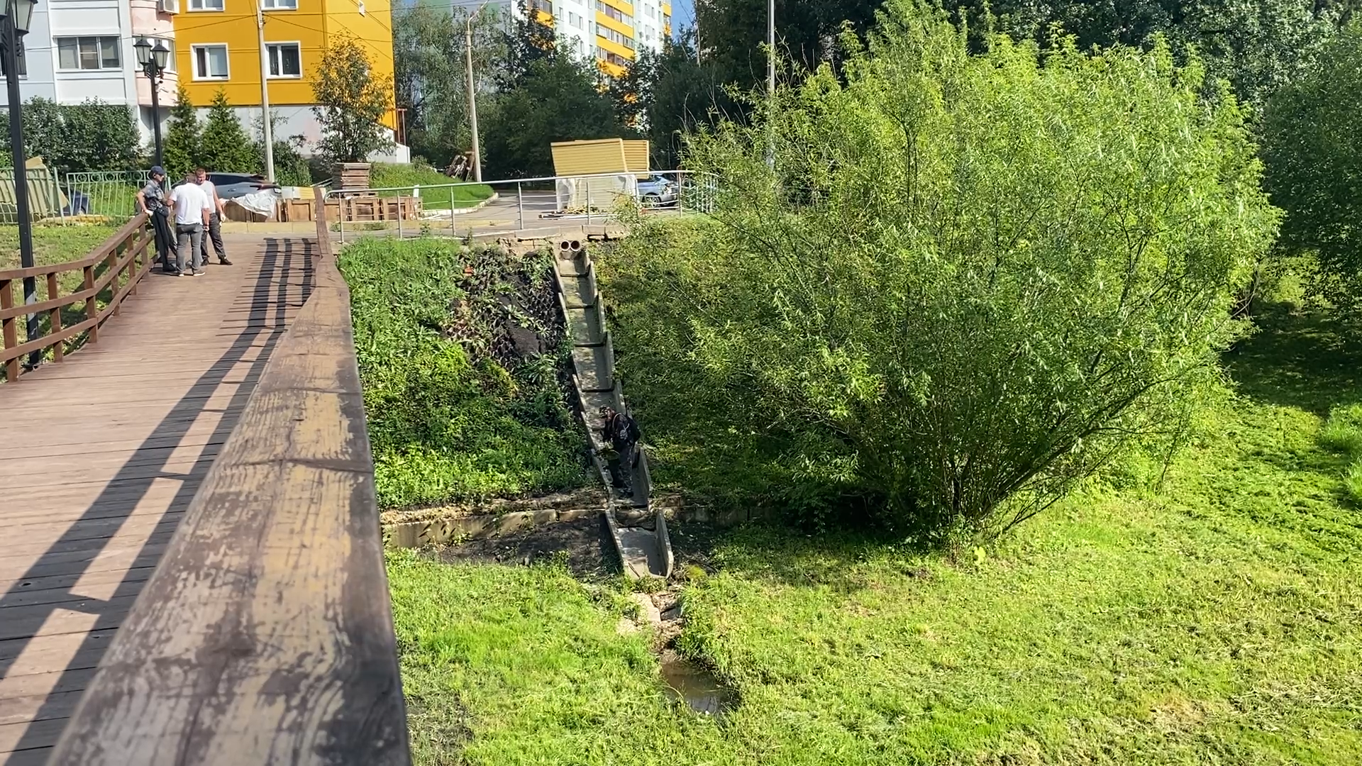 русло реки Закза, власиха озеро, верхнее озеро власиха, очистка озера власиха, коммунальная служба власиха,