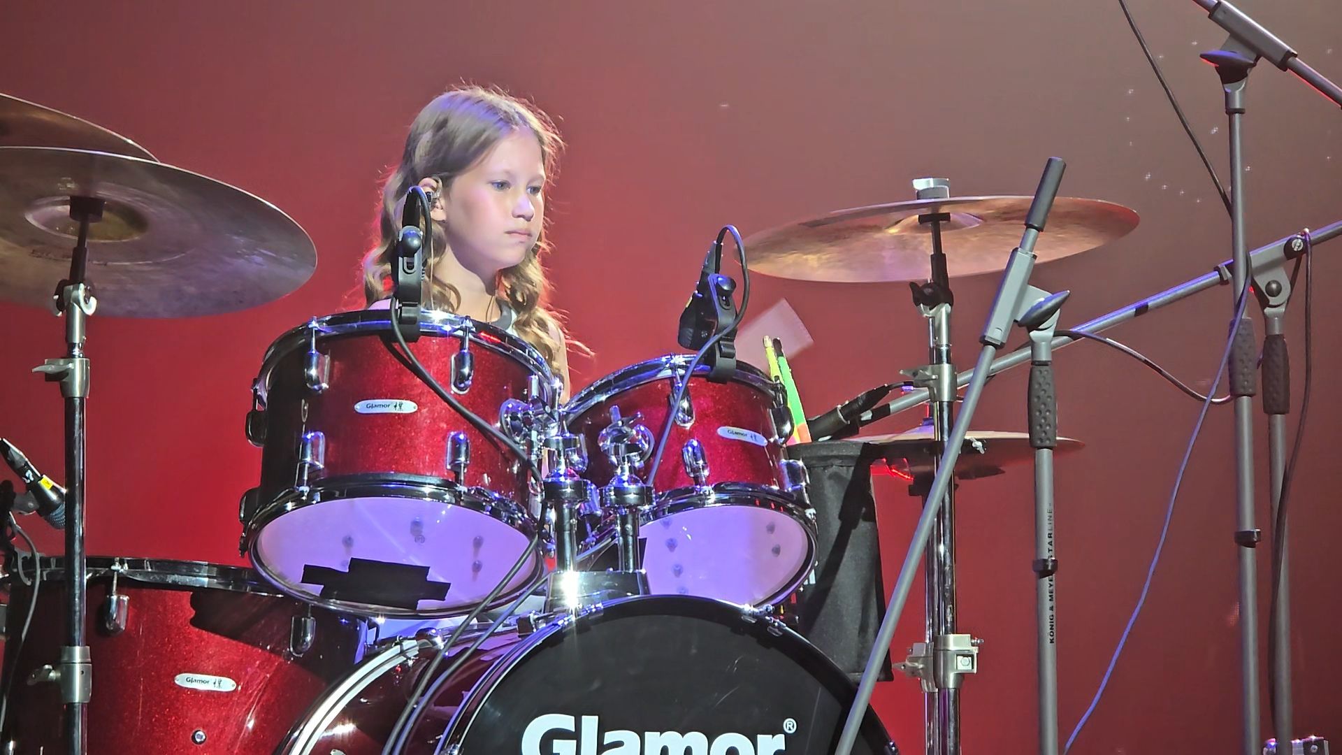 Коломна, концерт, игра на барабанах,