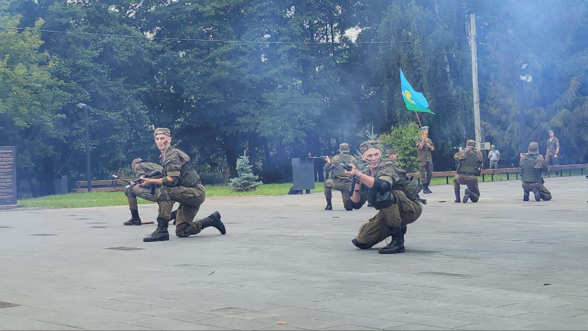 ЛУХОВИЦЫ, ДЕНЬ ВДВ,