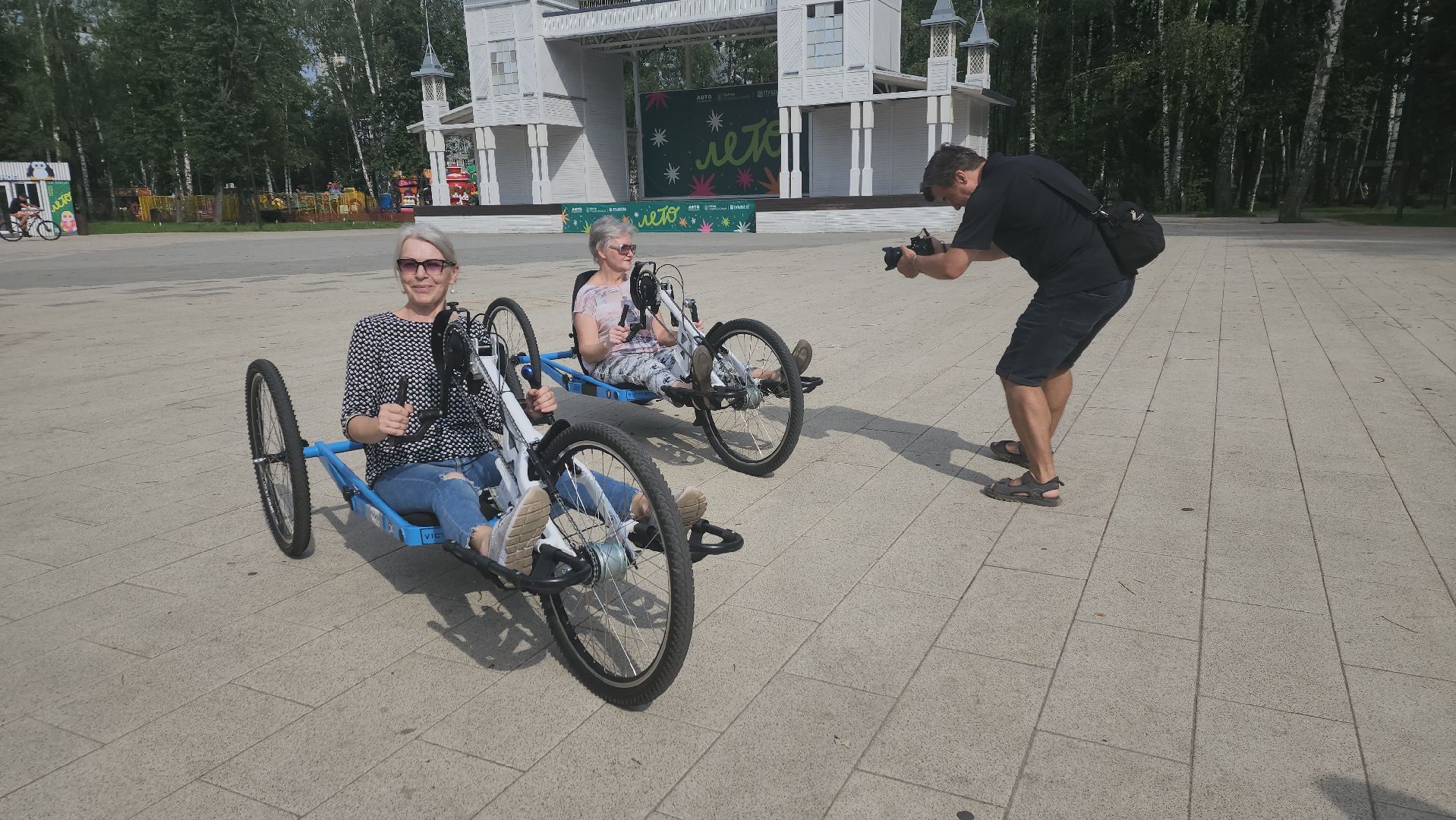 вертикалки, пушкино, активное долголетие, велосипеды, пожилые люди, здоровье, катание в парке,благотворительный фонд,
