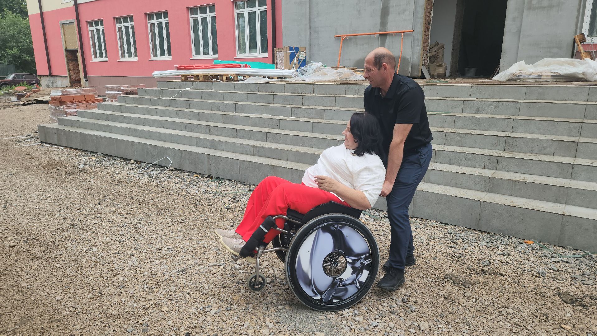 серпухов, школа 1, капитальный ремонт школы, депутат мособлдумы, улица советская,