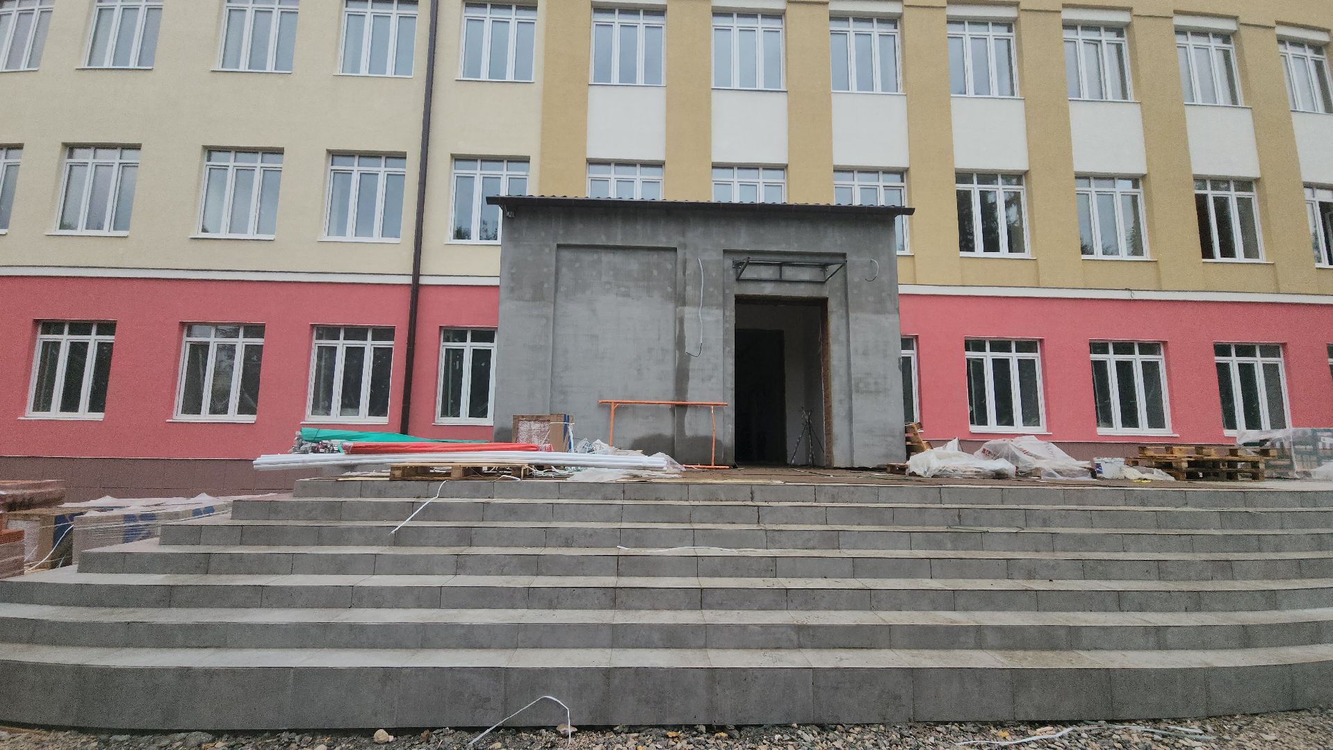 серпухов, школа 1, капитальный ремонт школы, депутат мособлдумы, улица советская,