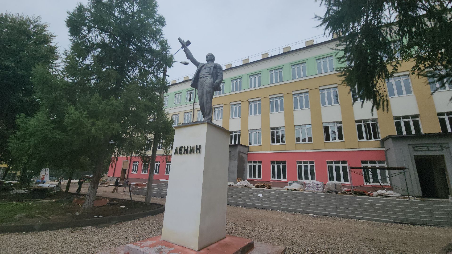 серпухов, школа 1, капитальный ремонт школы, депутат мособлдумы, улица советская,