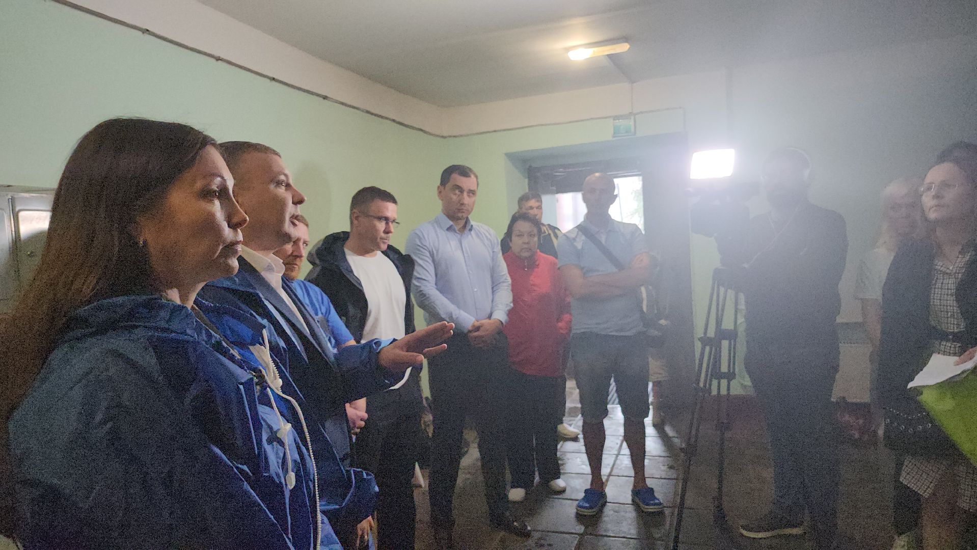 долгопрудный,лихачевское шоссе, вырубка деревьев, ветеринарная клиника, администрация долгопрудного, встреча с жителями,