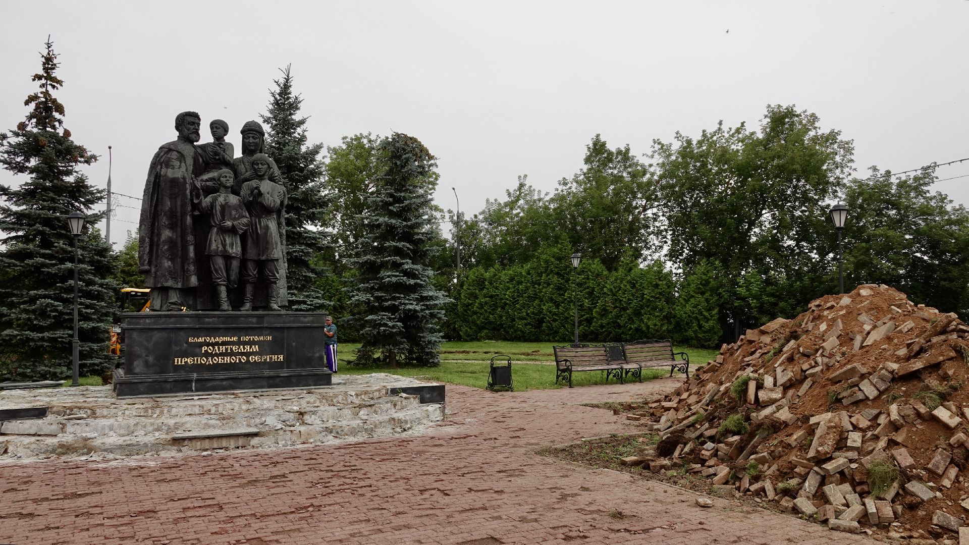 ремонт , памятник , сергиев посад , сергиево-посадский городской округ, памятник родителям сергия радонежского ,