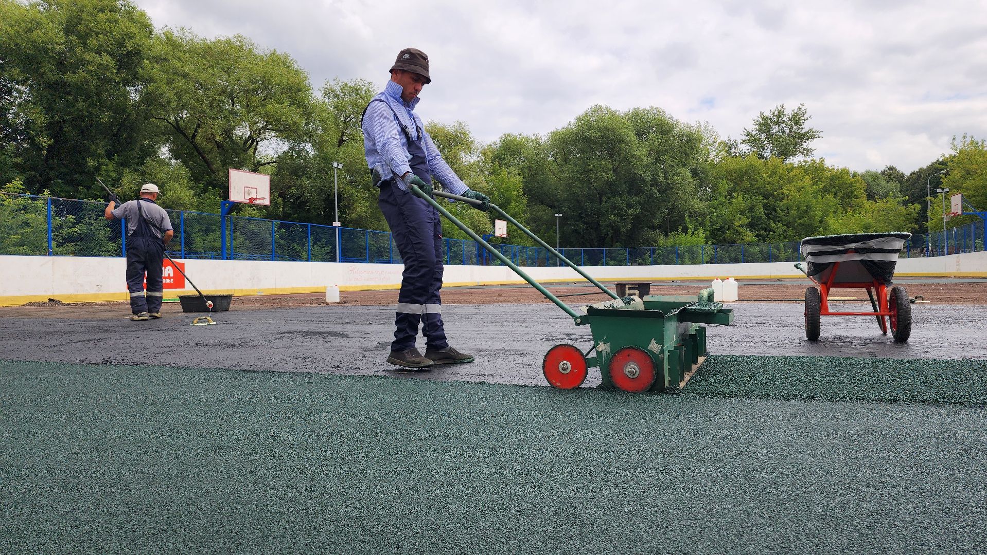замена покрытия, благоустройсво, спорт, спорт - это жизнь, дети, досуг, спортплощадка, спортивная площадка, кроссфит, футбол, хоккей, хоккейная коробка ,