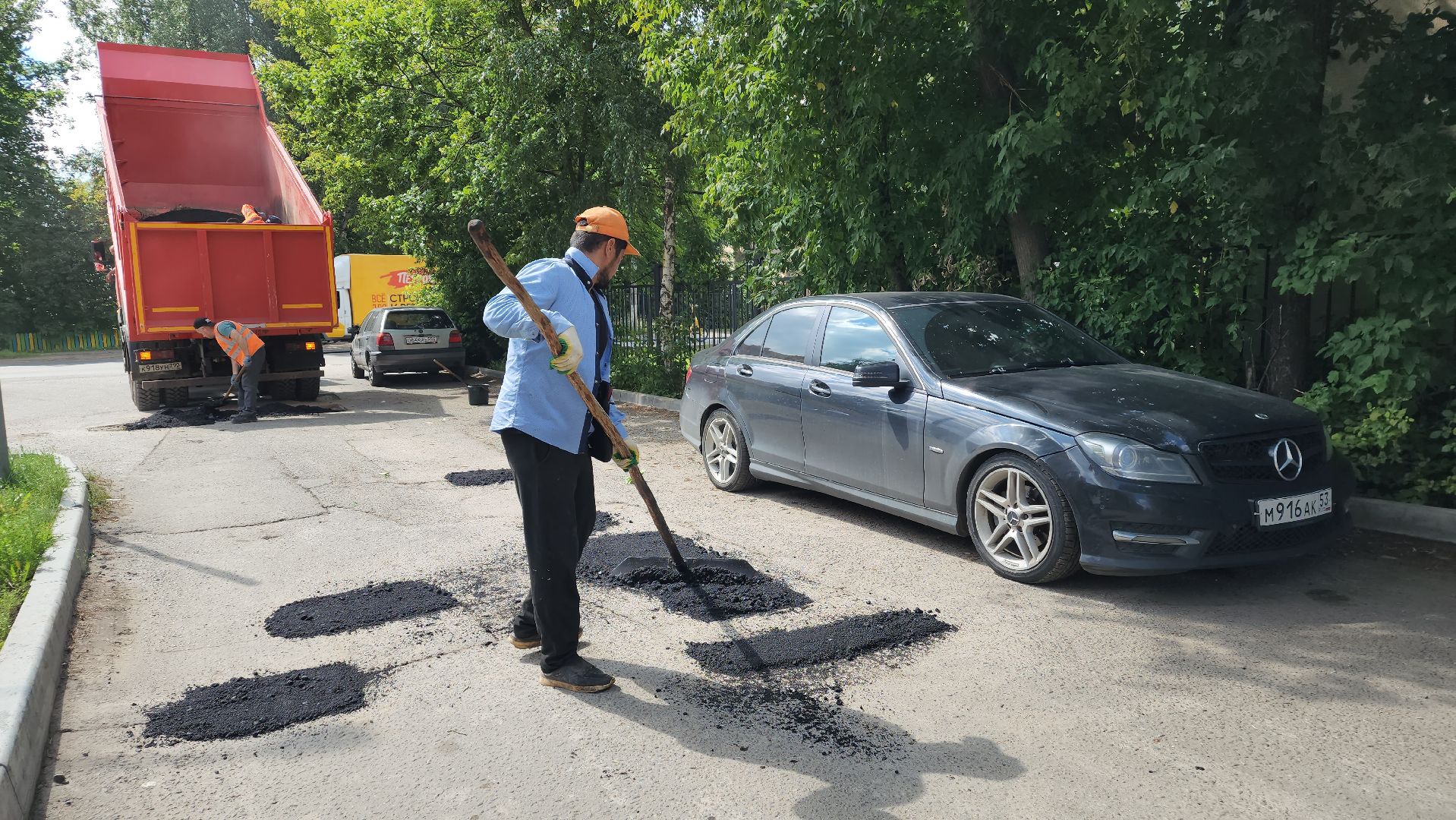 вертикалки, ивантеевка, жкх, дорожный ремонт, ямочный ремонт, асфальтовая крошка, асфальтовое покрытие, коммунальная служба,