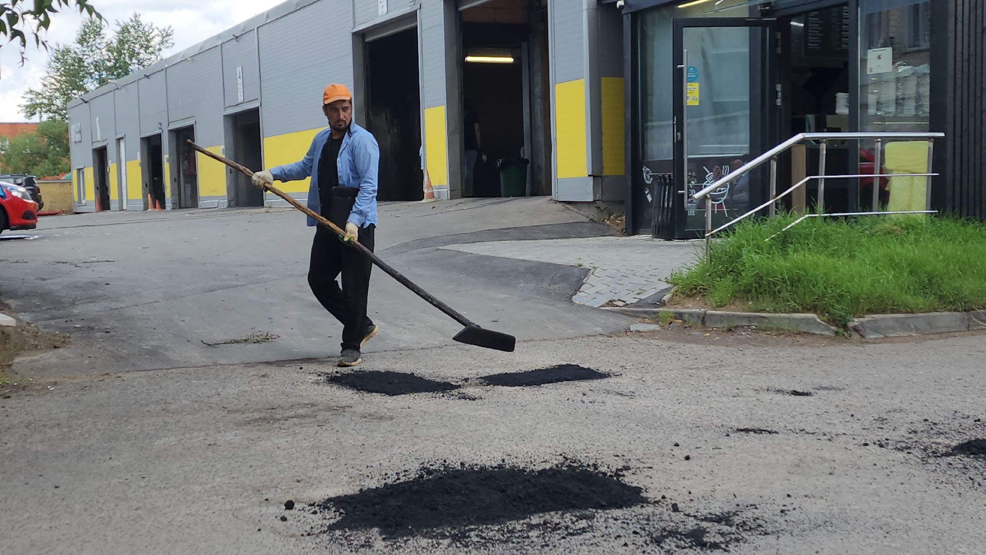 вертикалки, ивантеевка, жкх, дорожный ремонт, ямочный ремонт, асфальтовая крошка, асфальтовое покрытие, коммунальная служба,