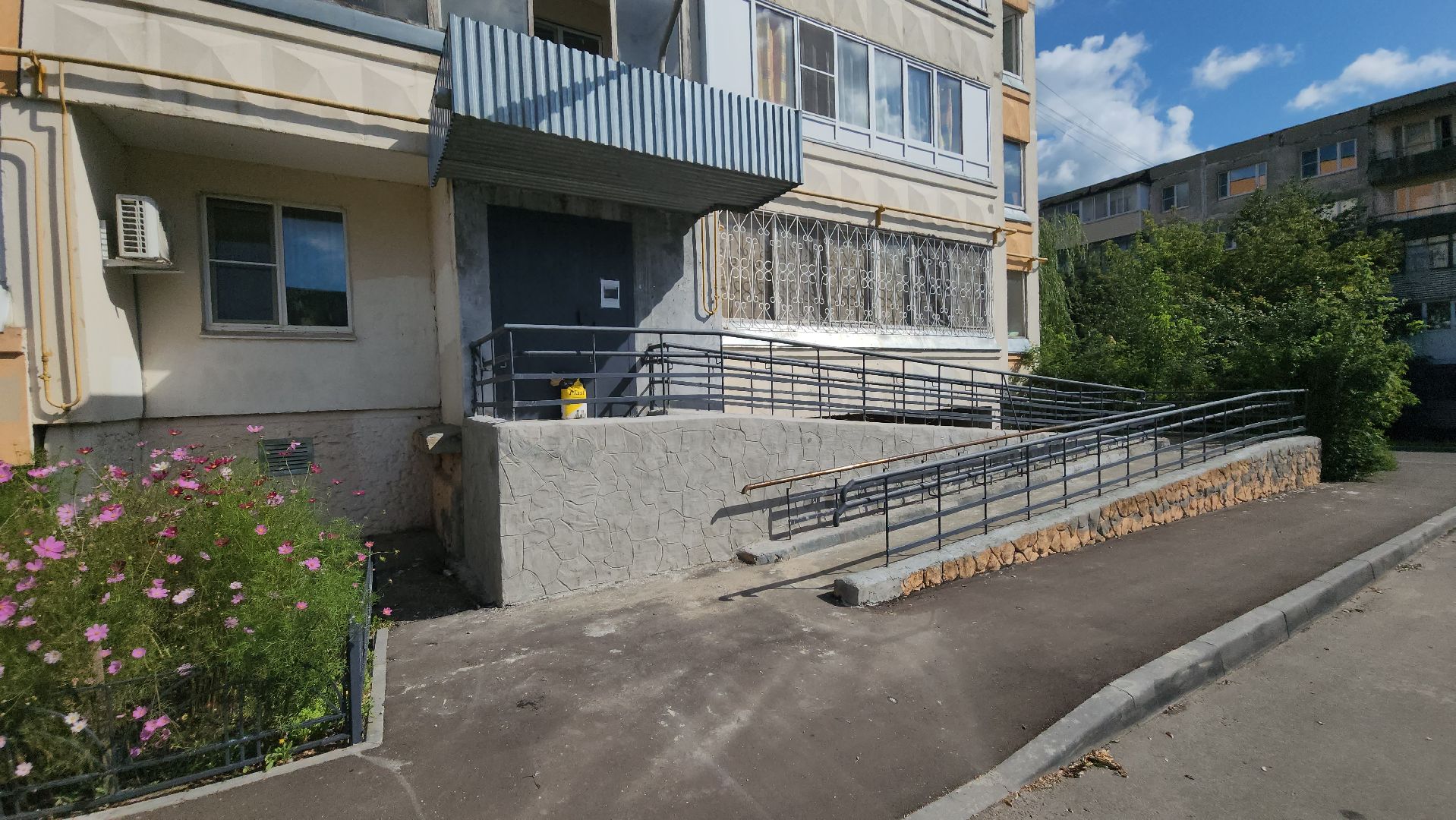 серпухов, ук добрый дом, ремонт пандусов, управляющая компания, жкх в серпухове, улица ворошилова,