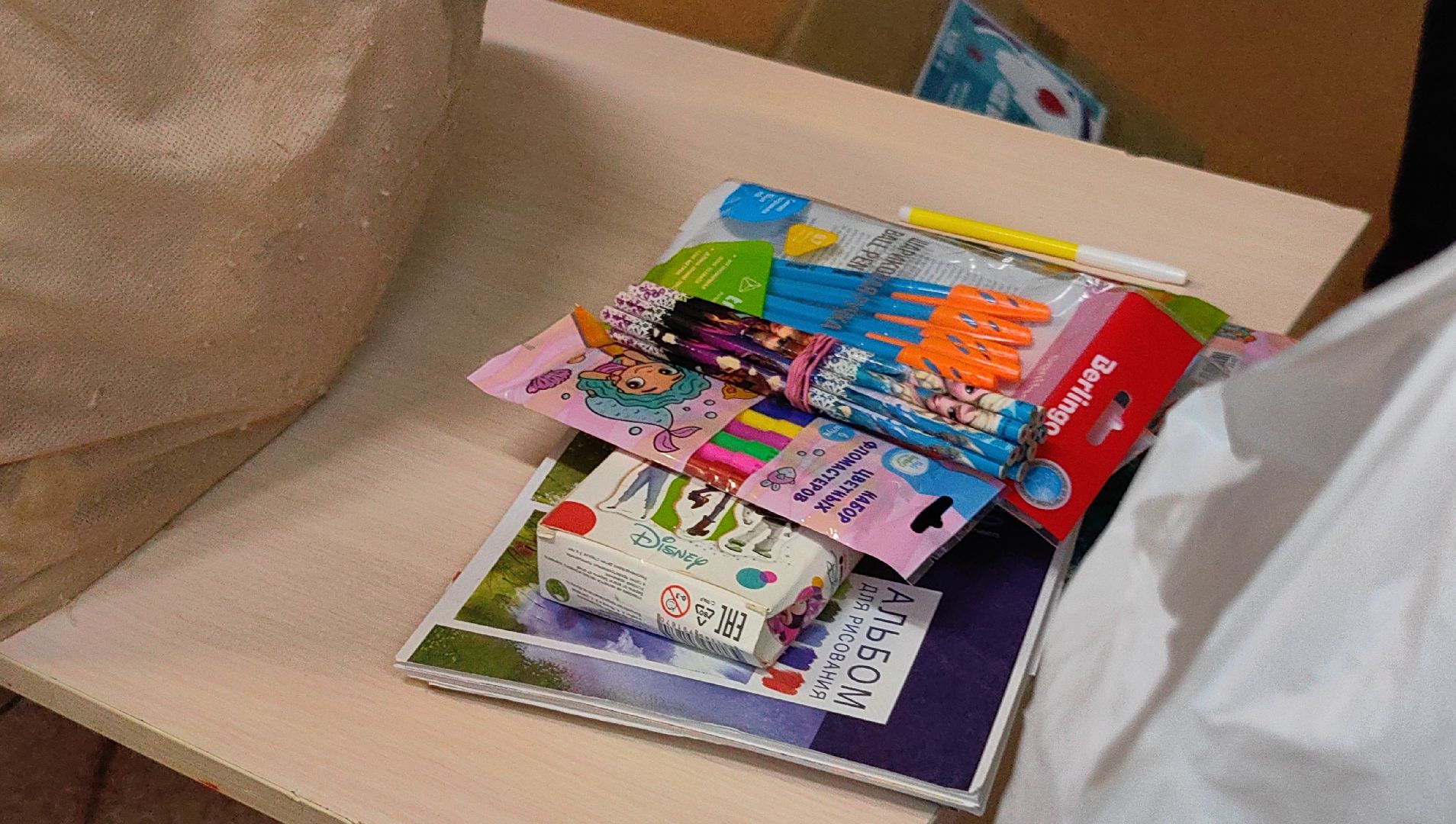 акция, волонтеры, доброе дело, сво, канцтовары,