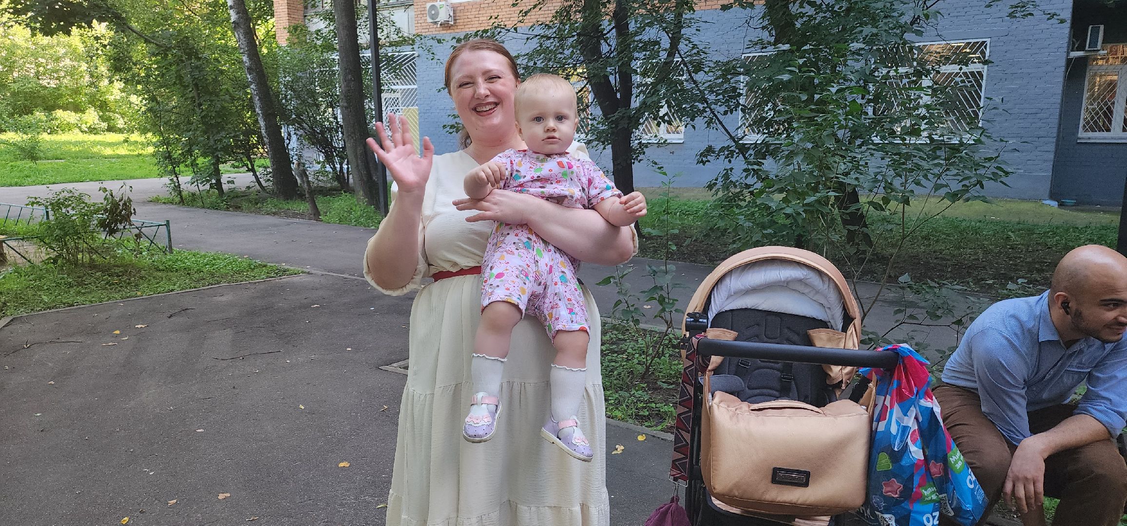 долгопрудный, международный день кошек, центральная библиотека, концерт, сквер, поющая строка, бездомные животные,