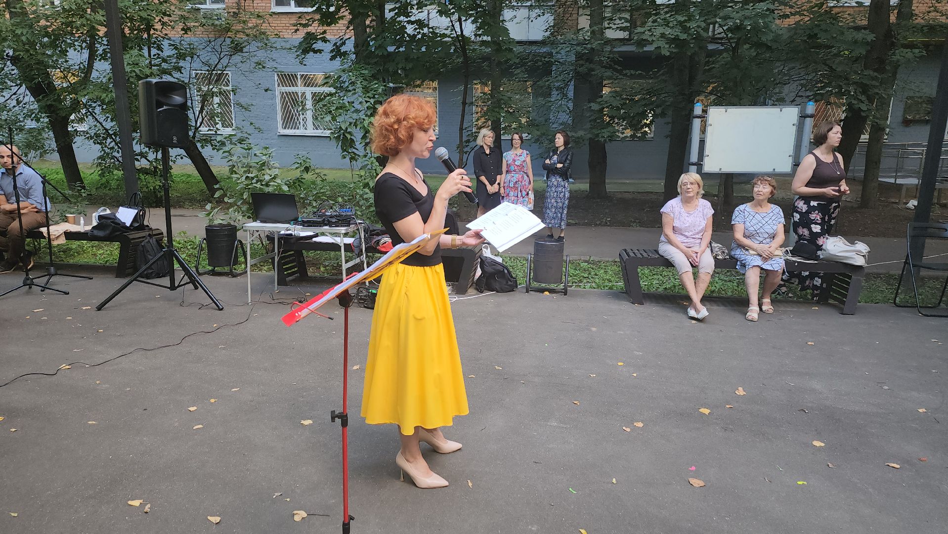 долгопрудный, международный день кошек, центральная библиотека, концерт, сквер, поющая строка, бездомные животные,