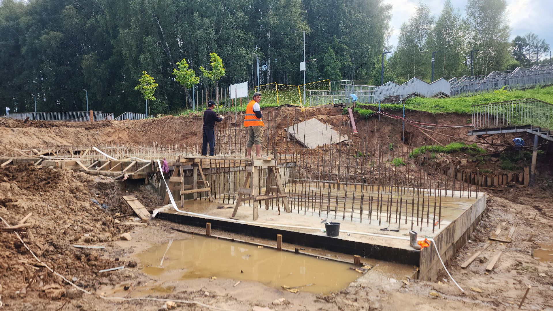 волоколамск, ремонт гидросооружения, плотина на реке городня,