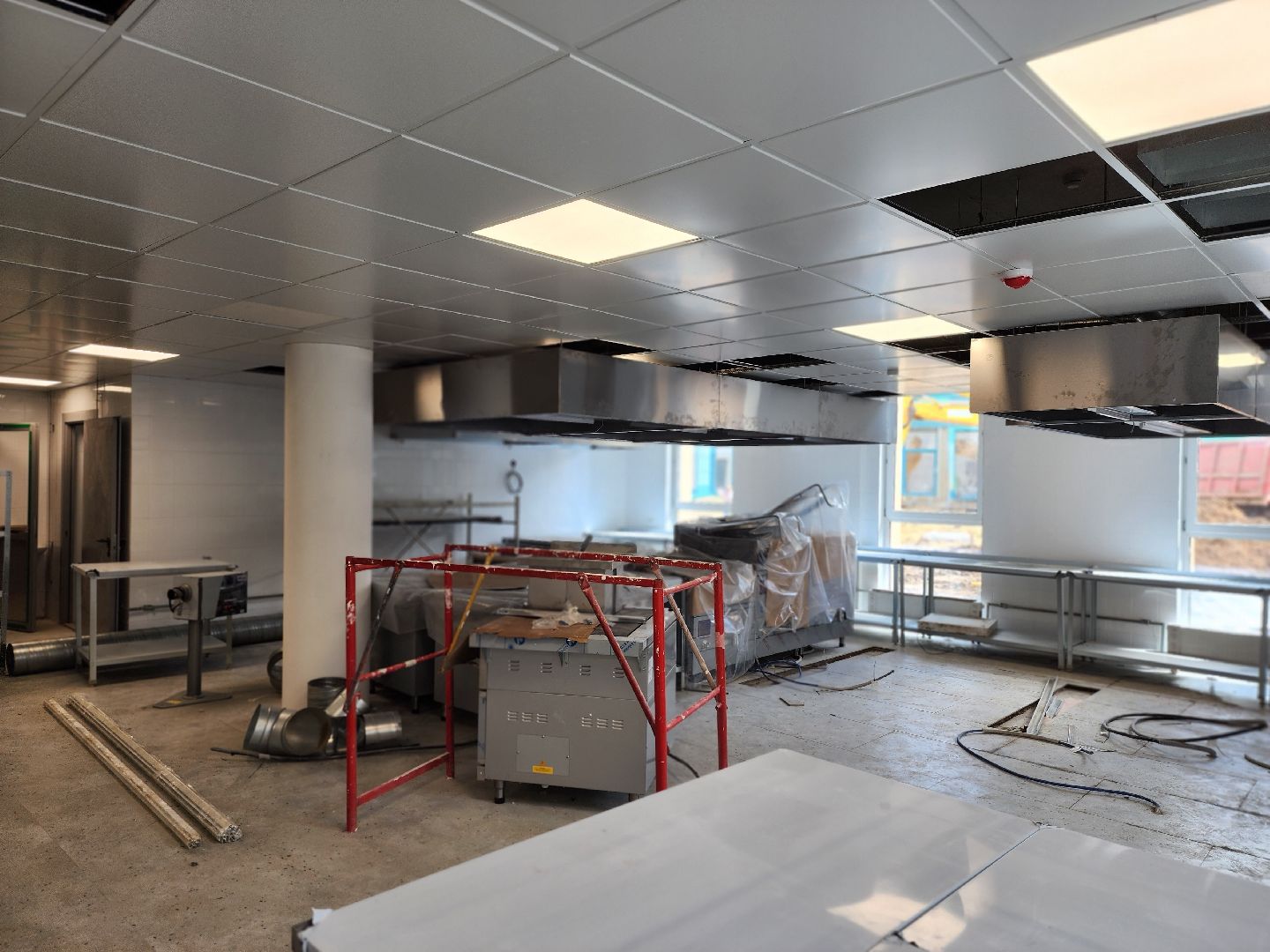 королёв, строительство пристройки к школе 1, администрация городского округа королев, губернатор московской области андрей воробьев,