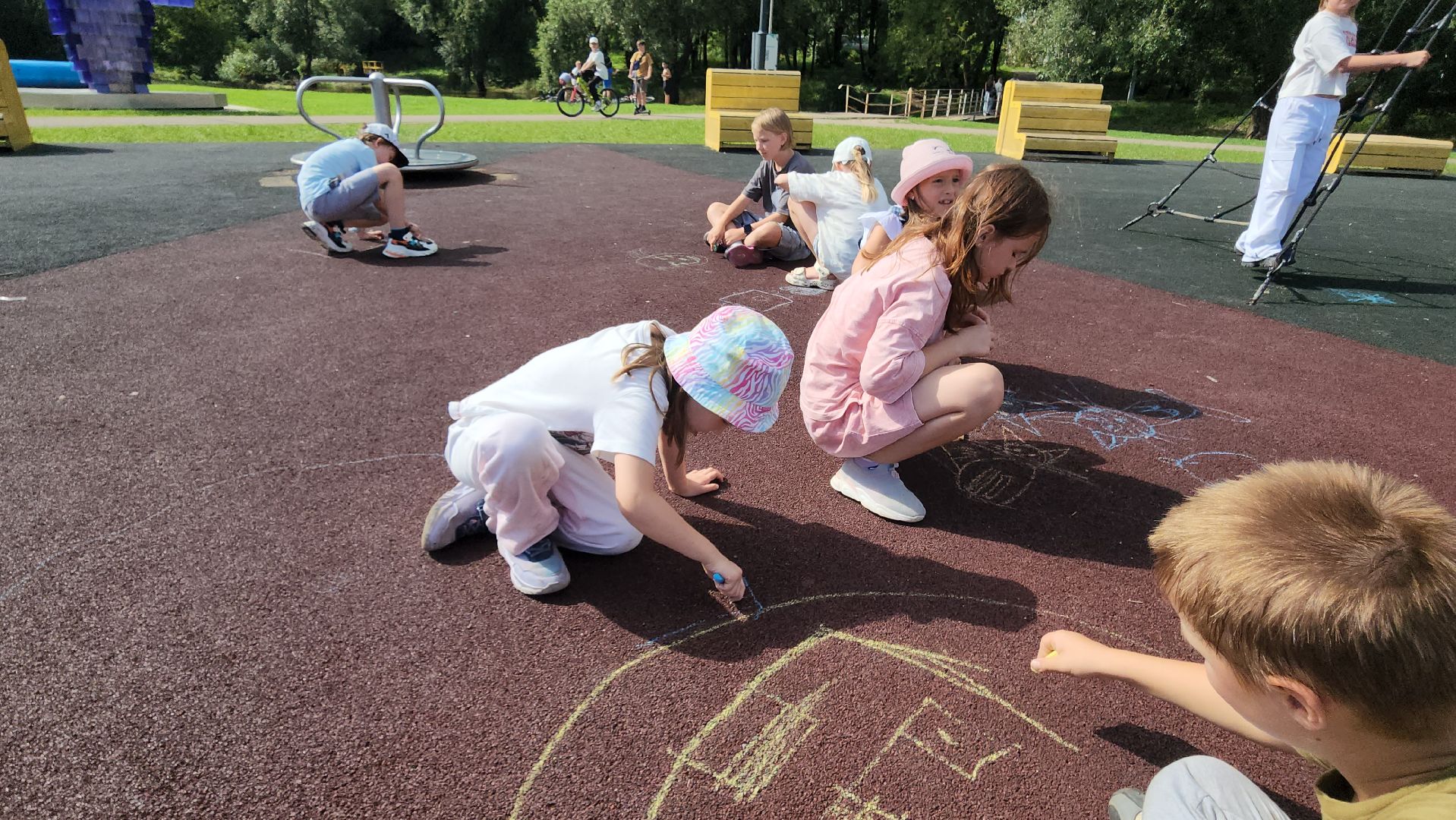 Истра, Дети, Мелки,