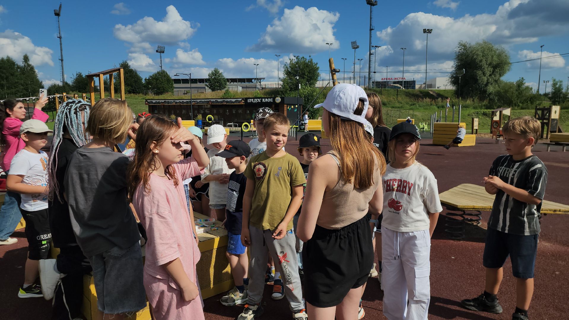 Истра, Дети, Мелки,