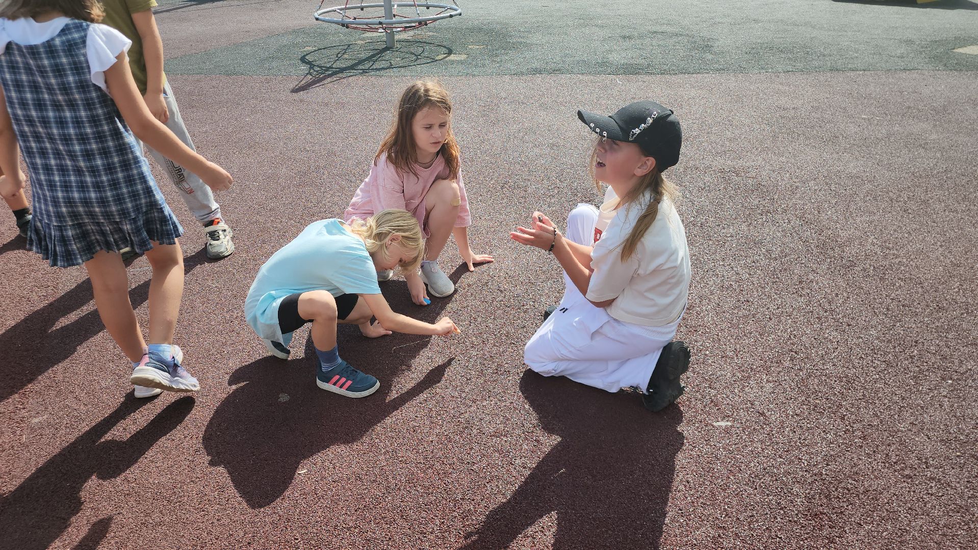 Истра, Дети, Мелки,