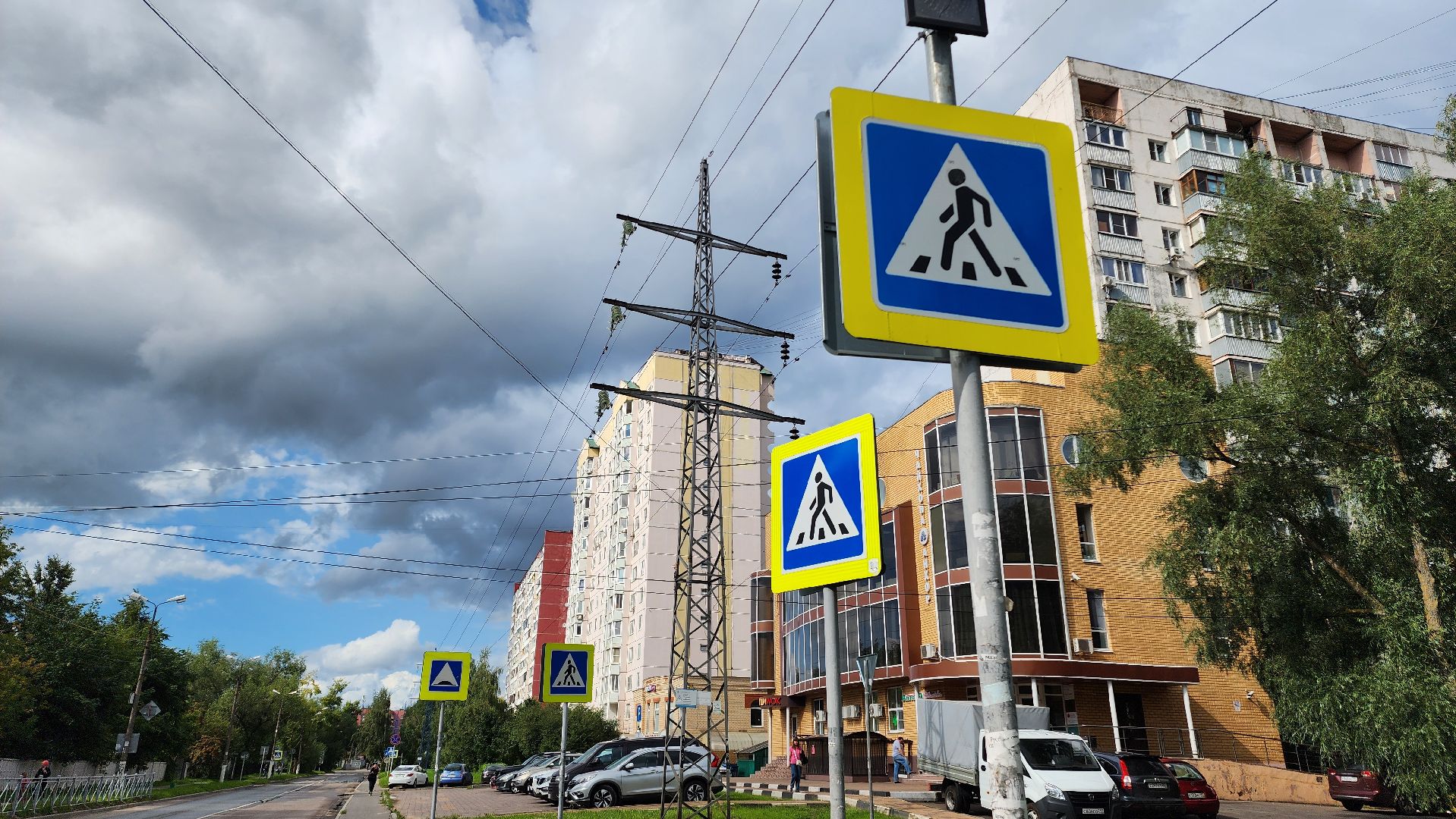 безопасное движение, дорожные знаки, дорожные ограждения, Лобня , Школа,