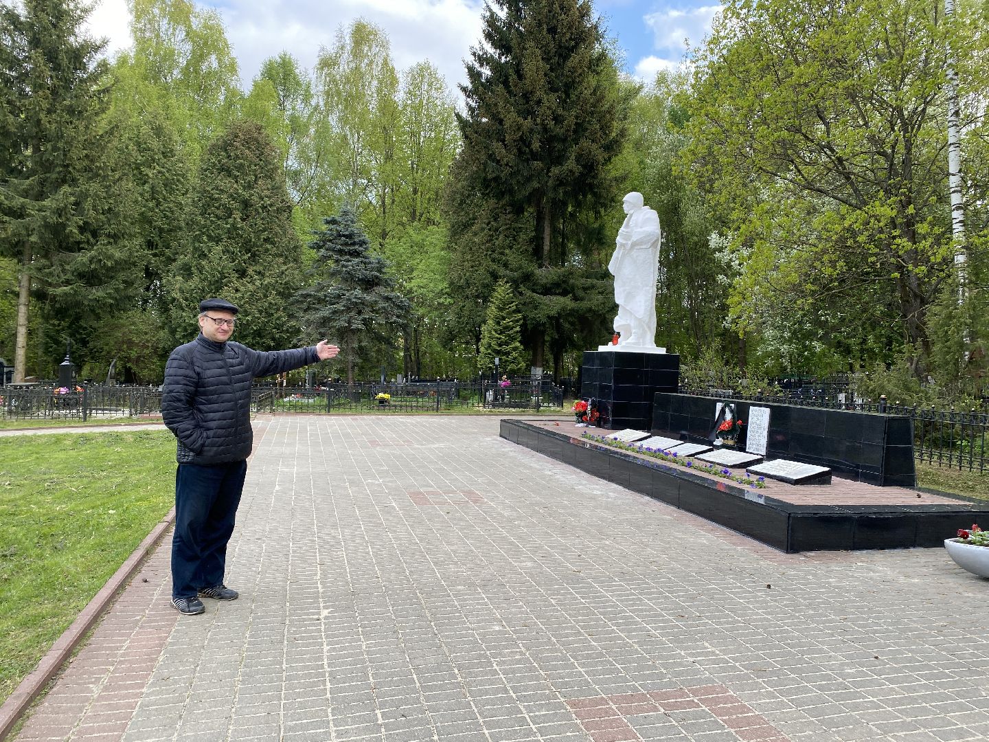 Чехов, старое кладбище, мемориал, ВОВ, День победы, братская могила